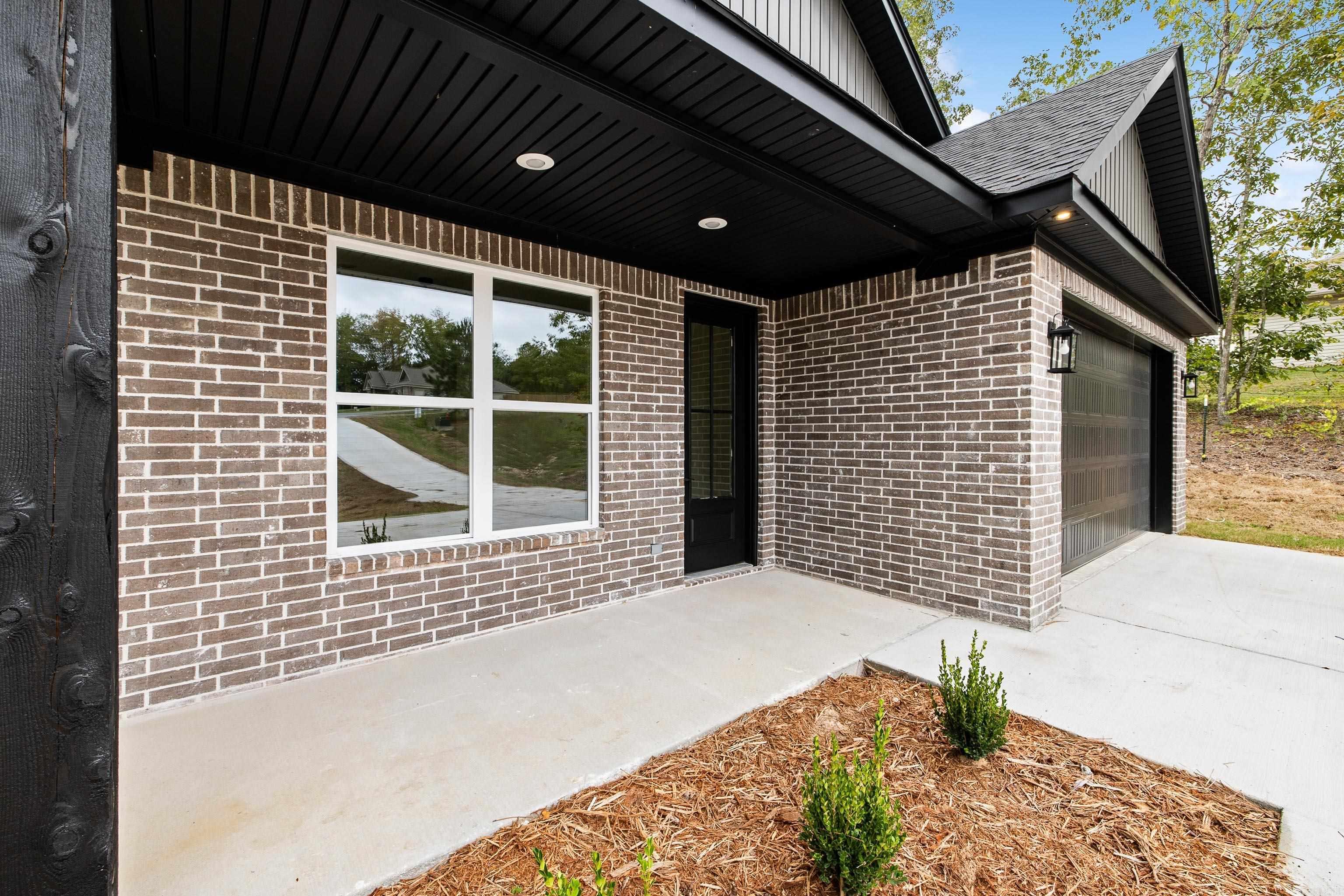 PINEWOOD ESTATES - Residential