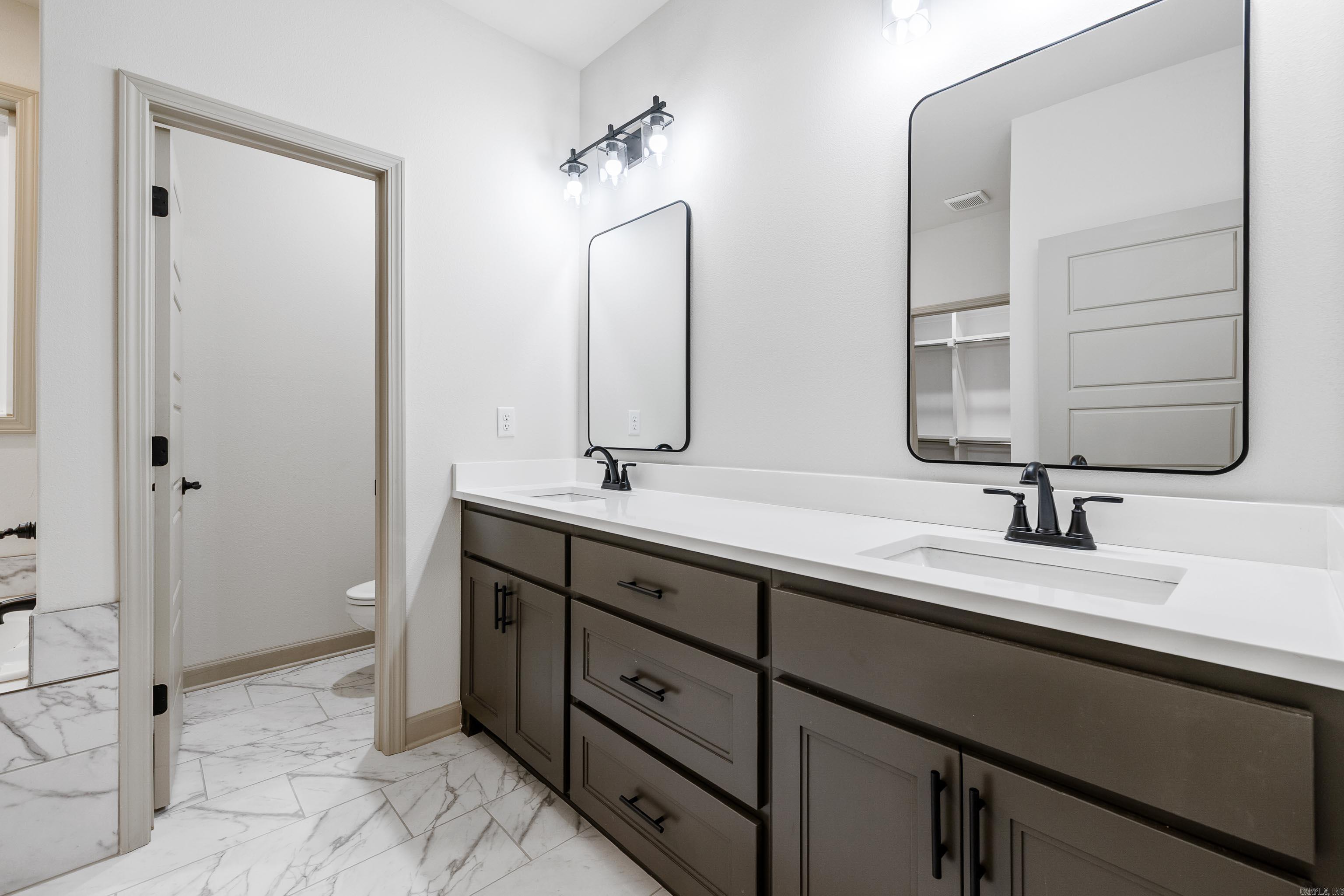 PINEWOOD ESTATES - Residential