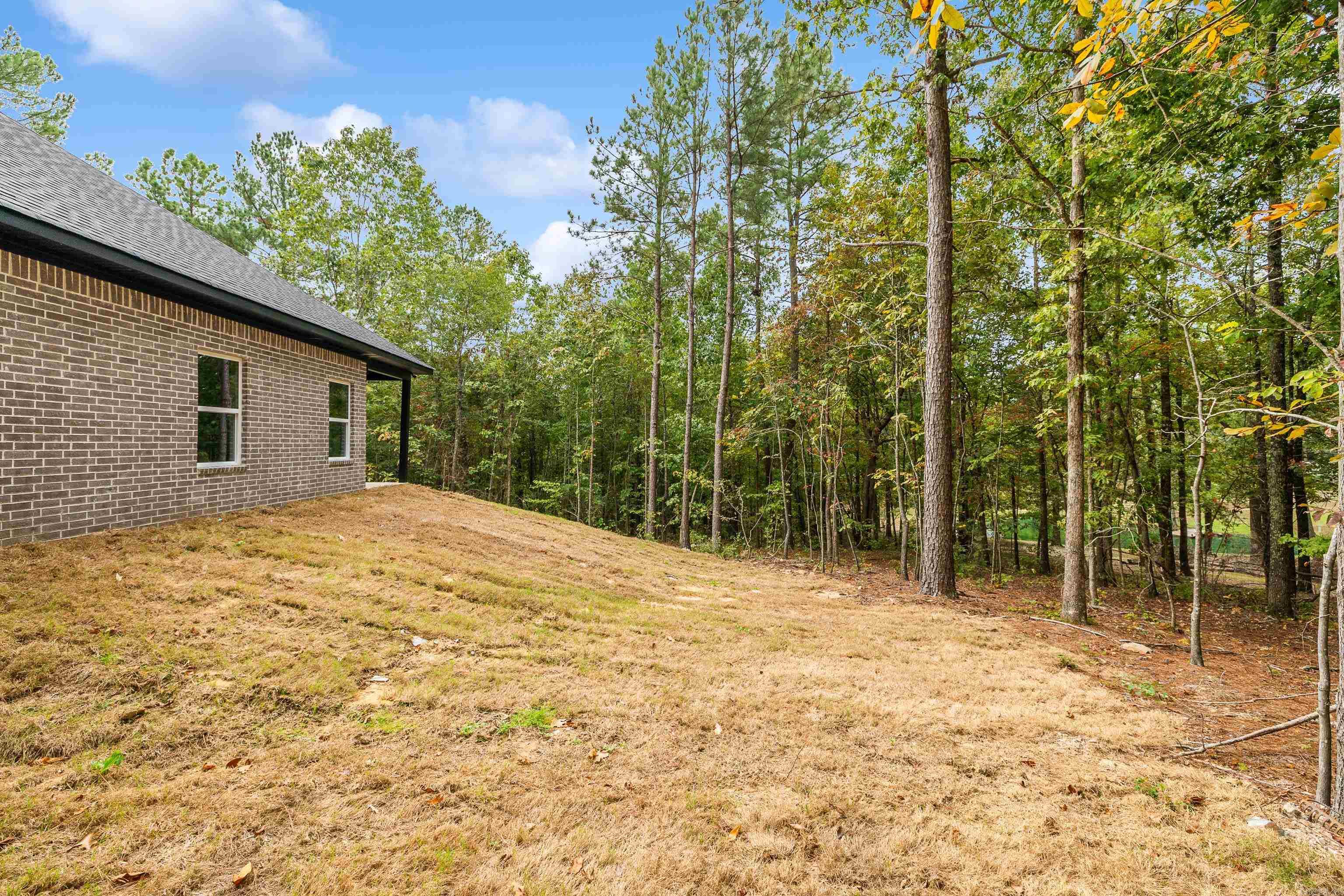 PINEWOOD ESTATES - Residential