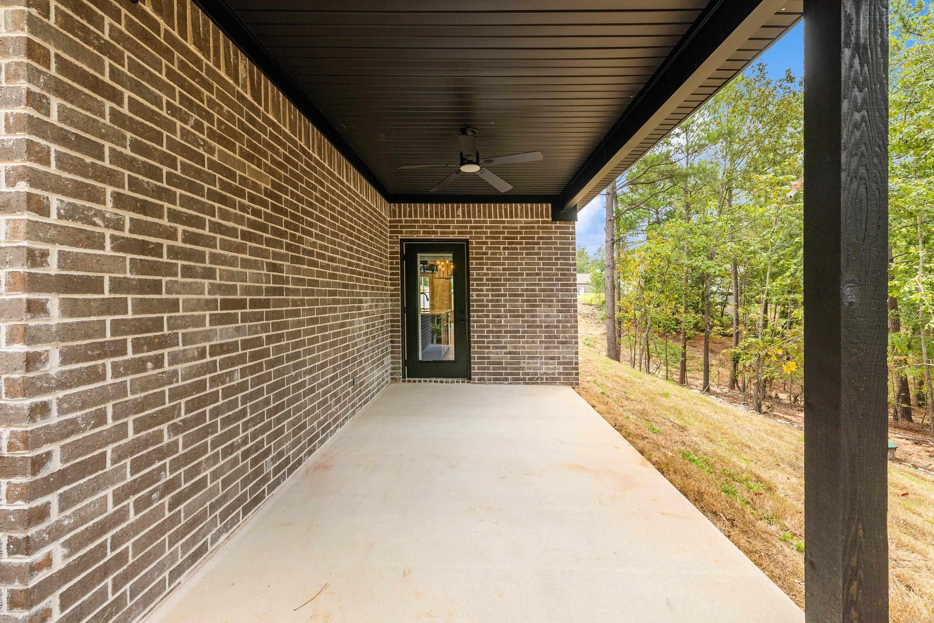 PINEWOOD ESTATES - Residential