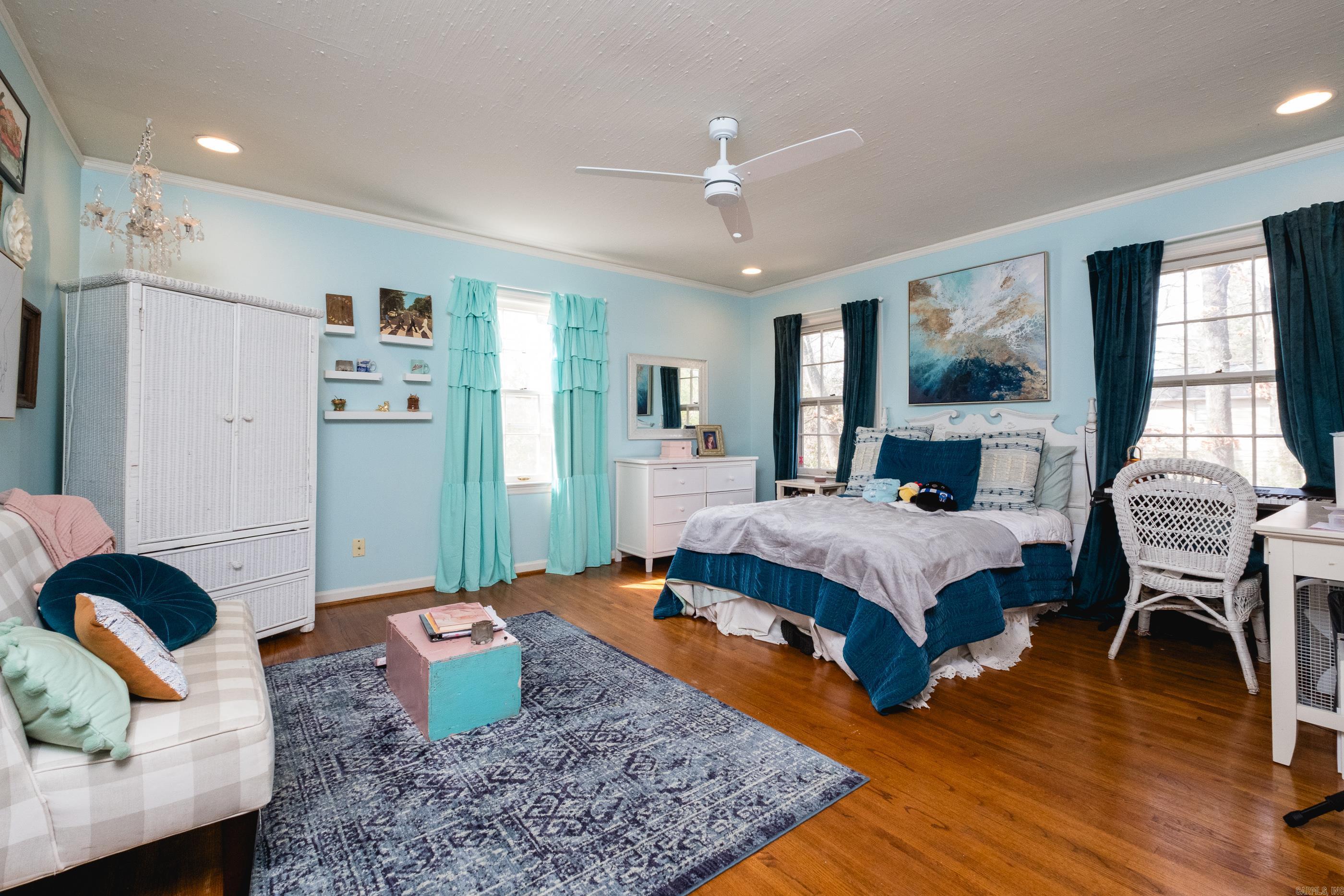 PLEASANT VALLEY - Residential