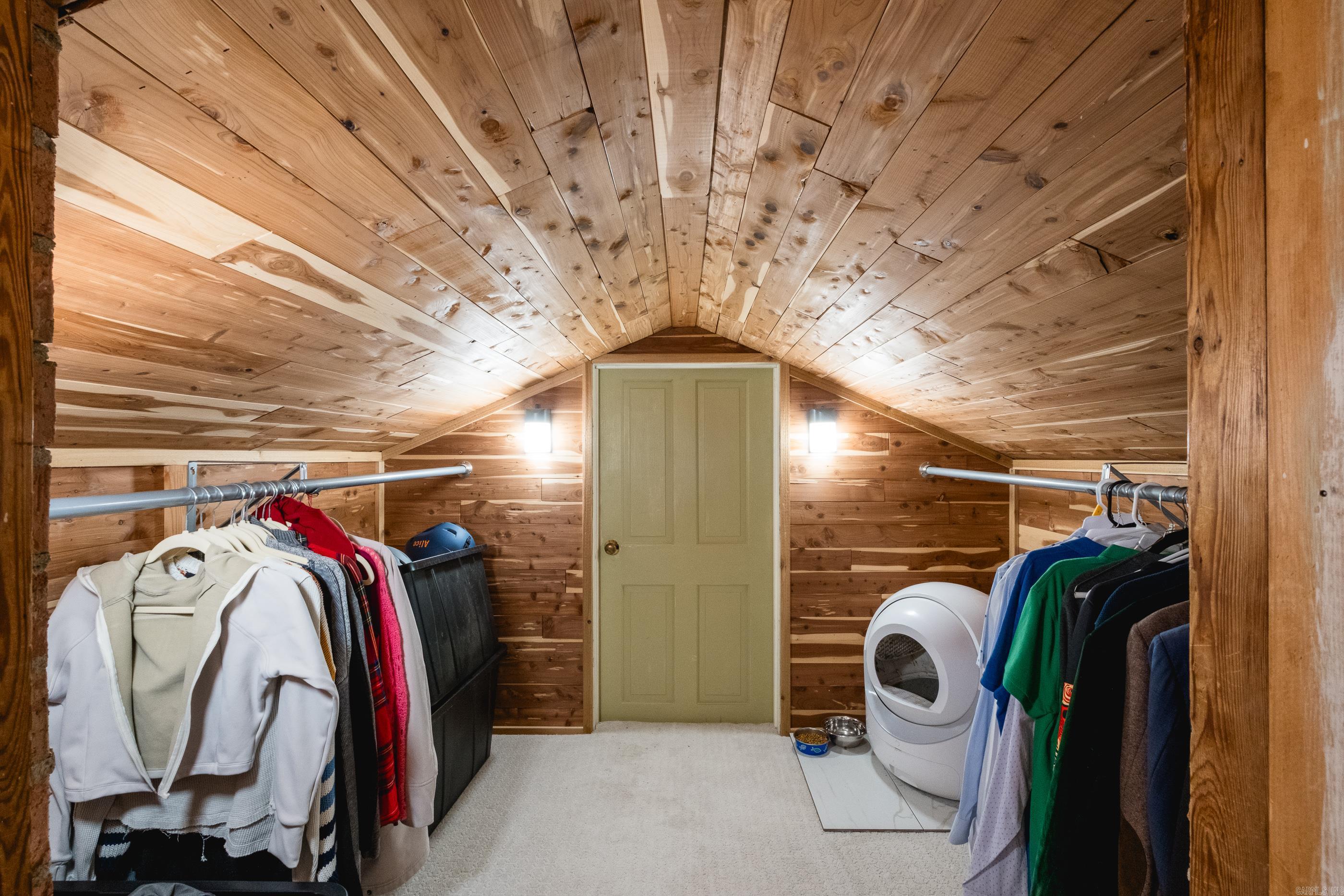 PLEASANT VALLEY - Residential