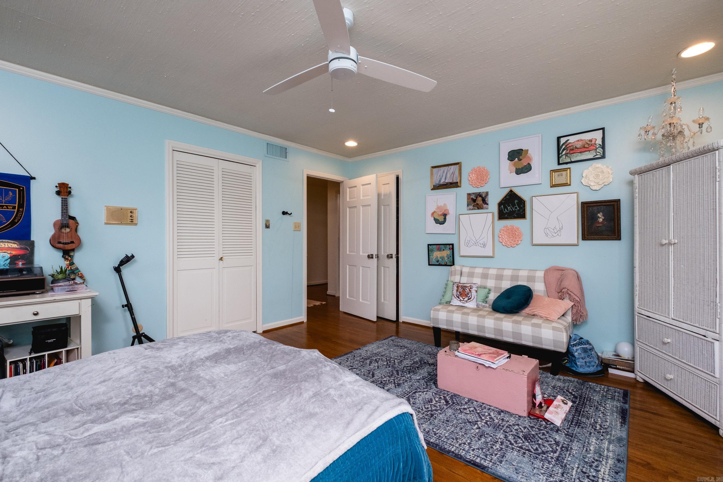 PLEASANT VALLEY - Residential