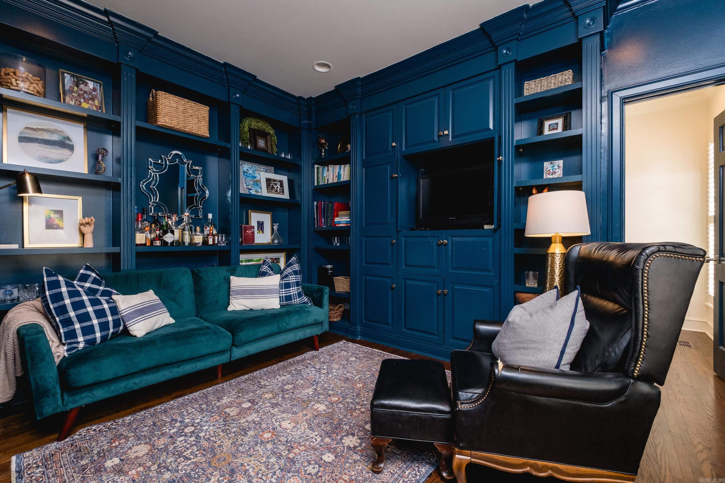 PLEASANT VALLEY - Residential