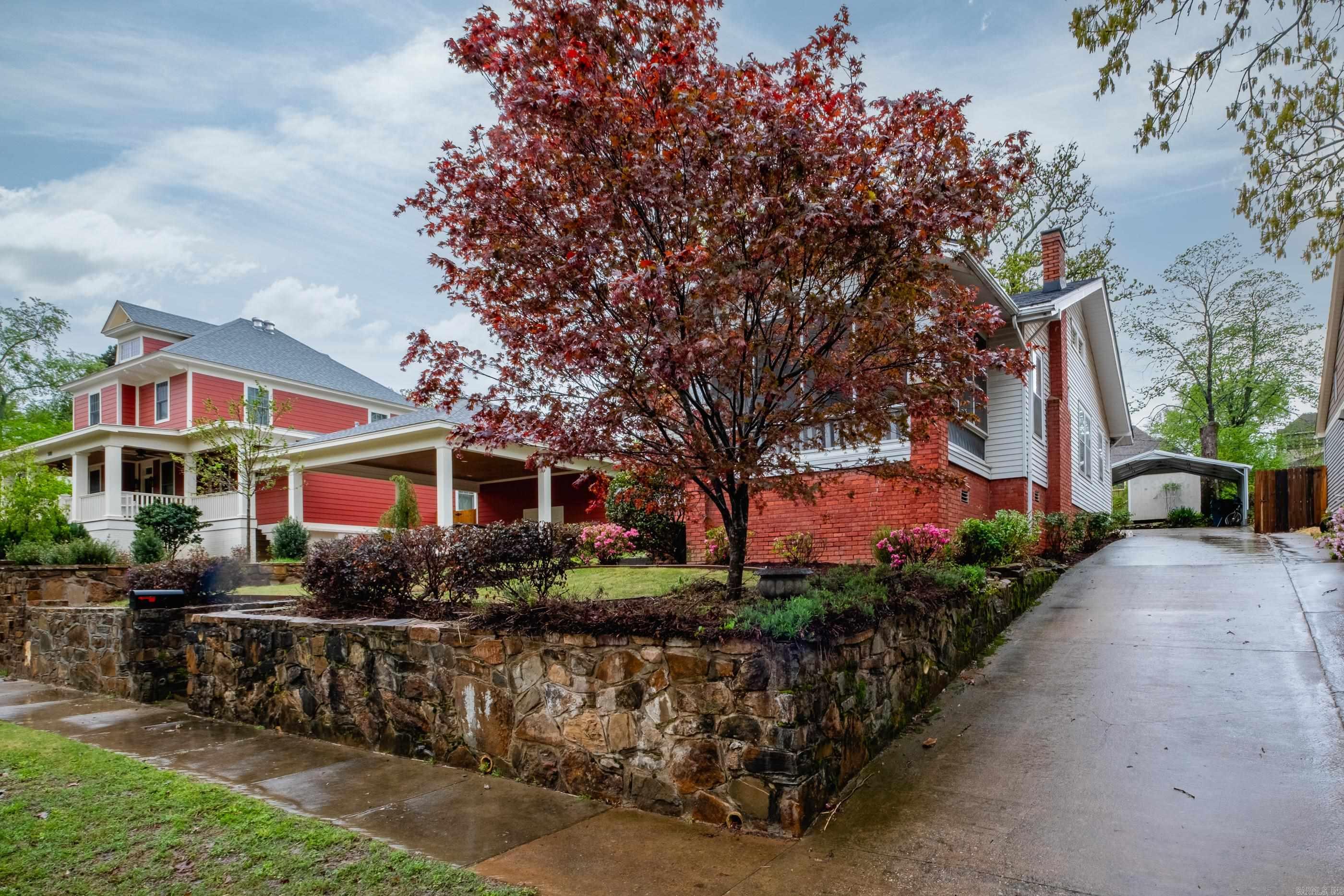 AUTEN & MOSS - Residential