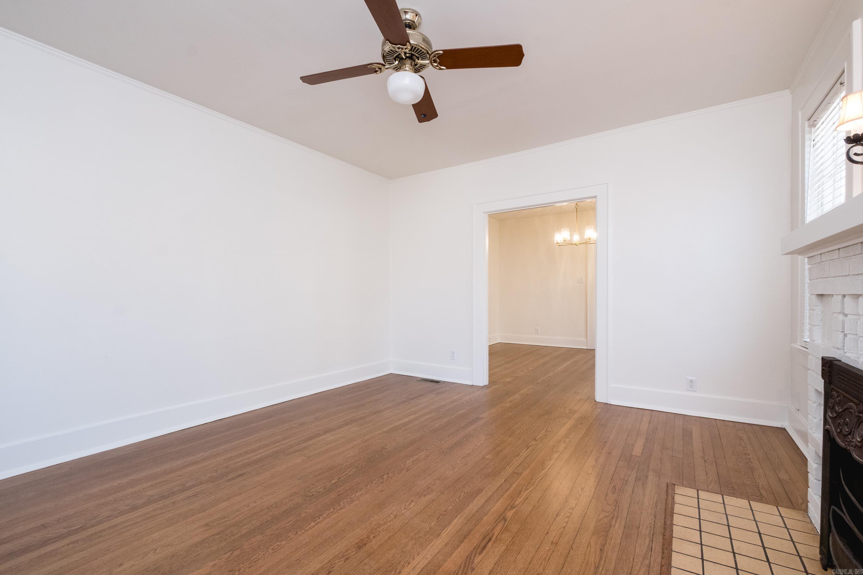 AUTEN & MOSS - Residential