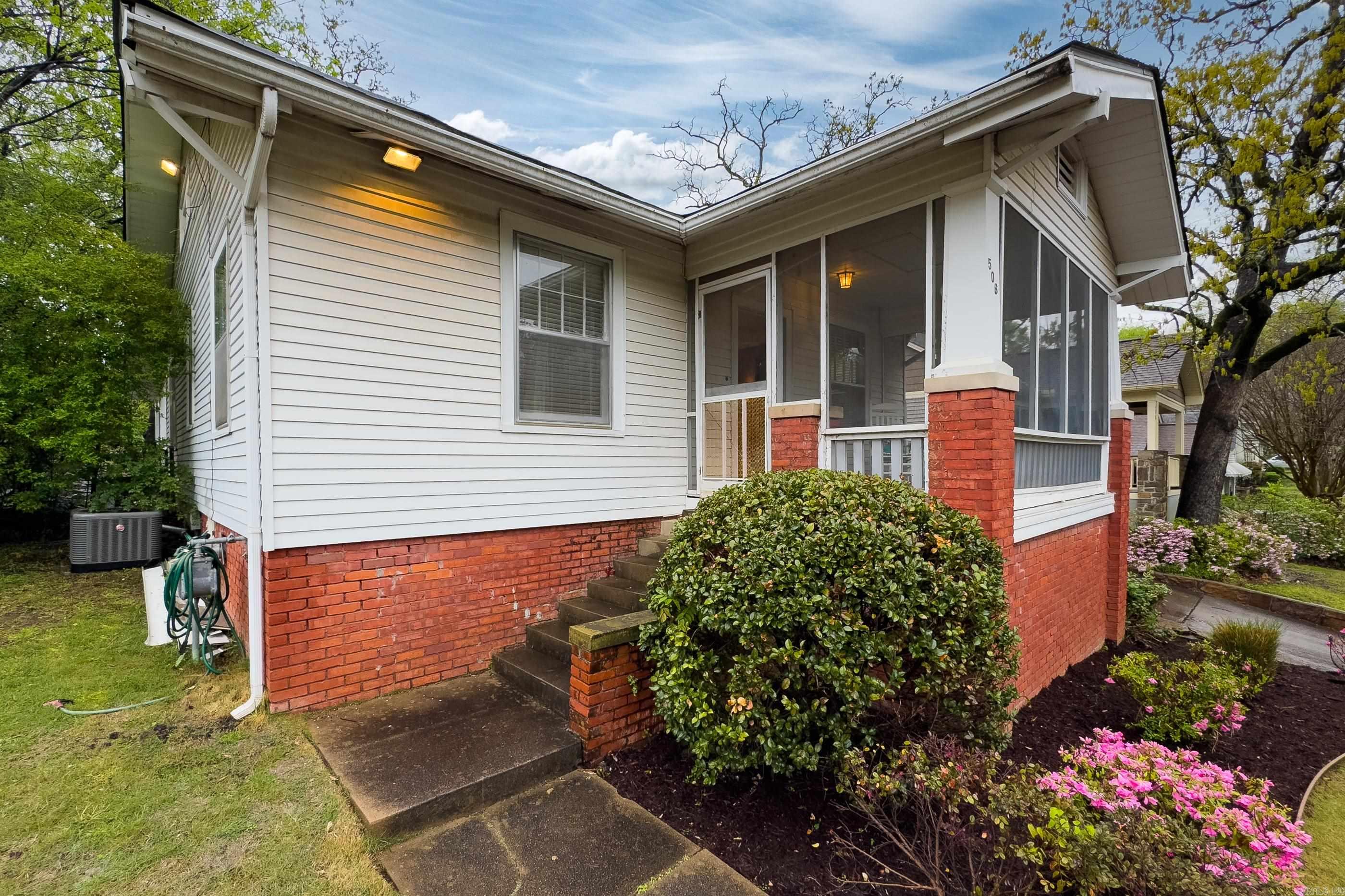 AUTEN & MOSS - Residential