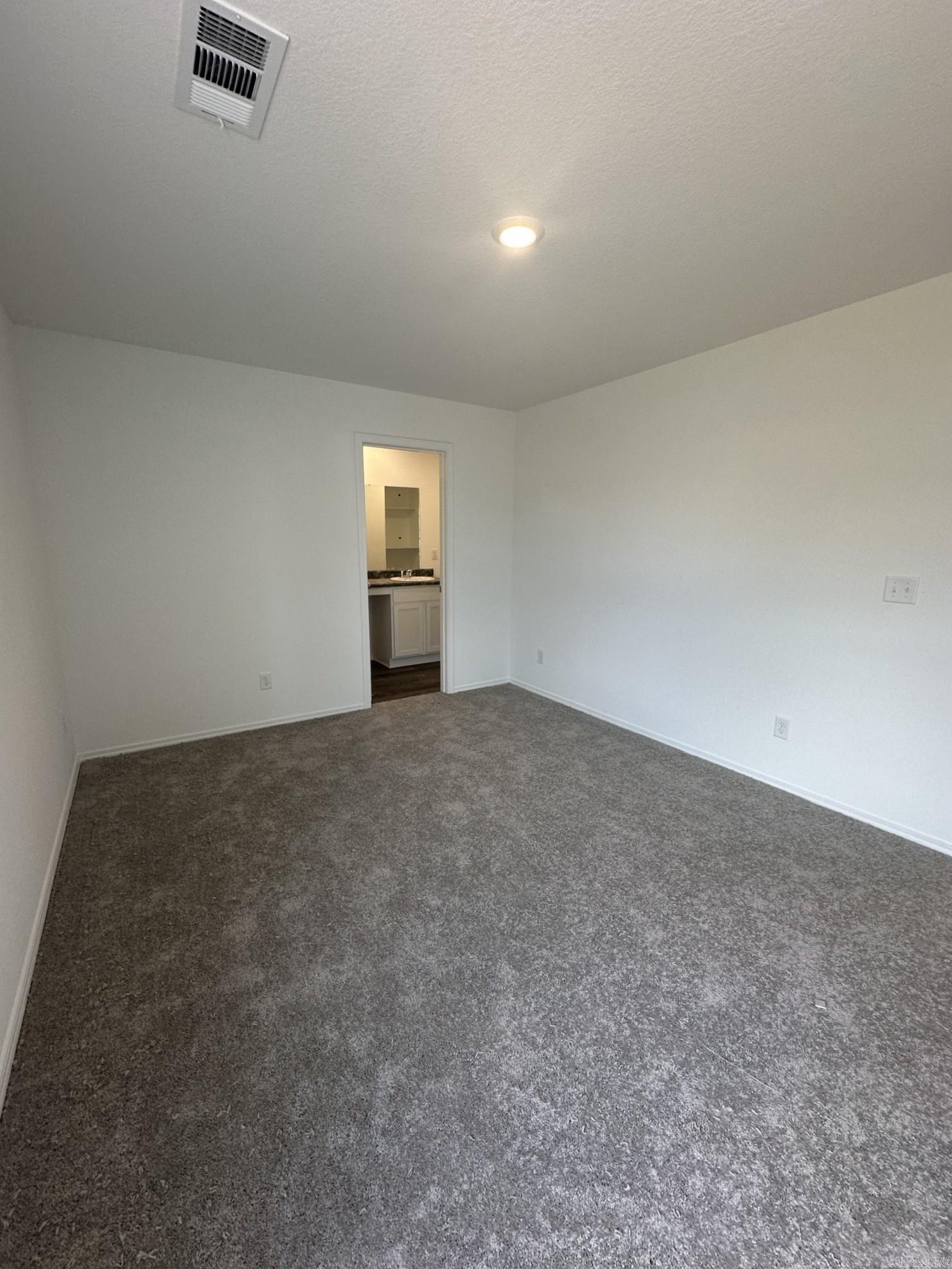 DEERFIELD ESTATES - Residential