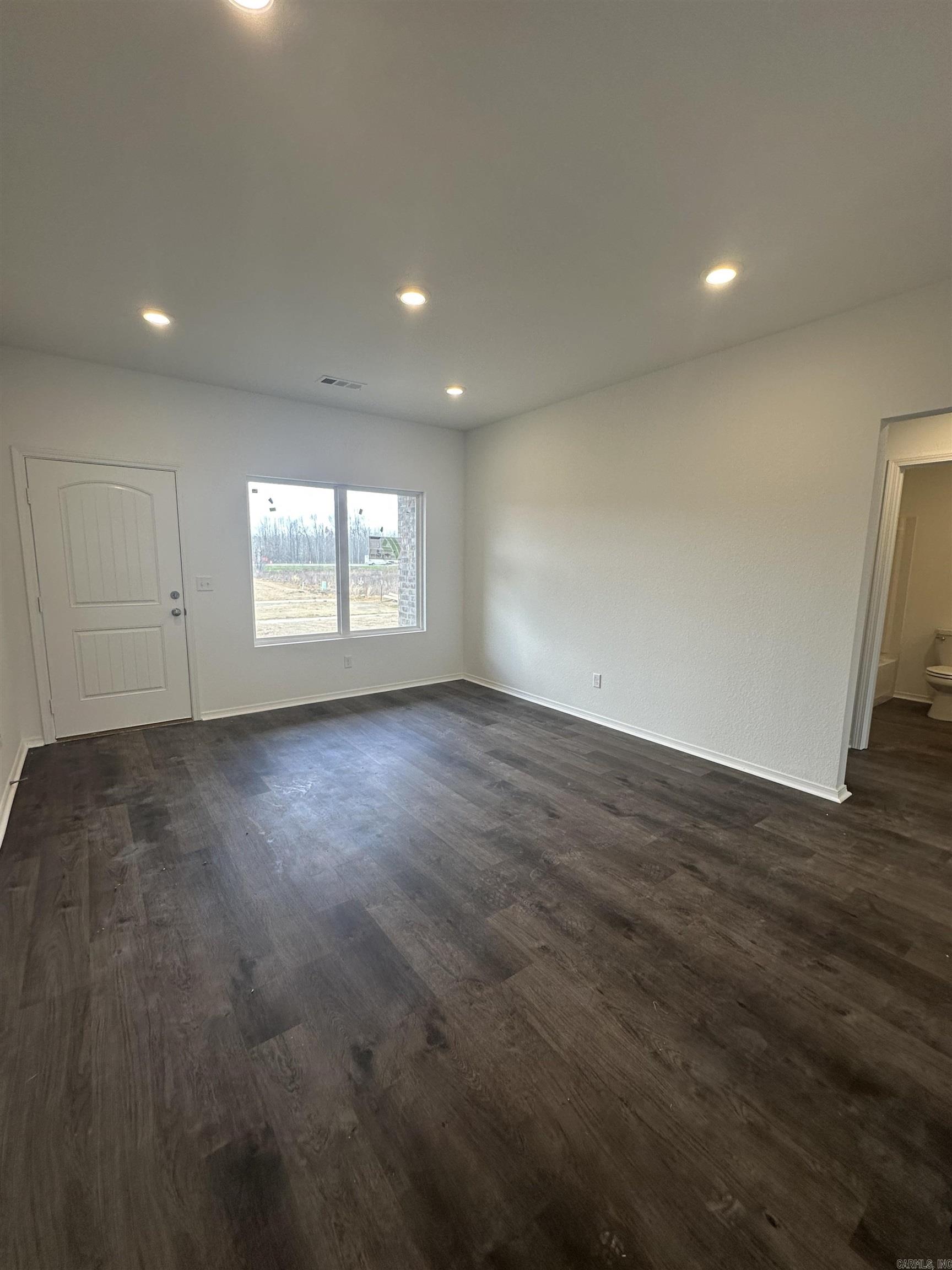 DEERFIELD ESTATES - Residential