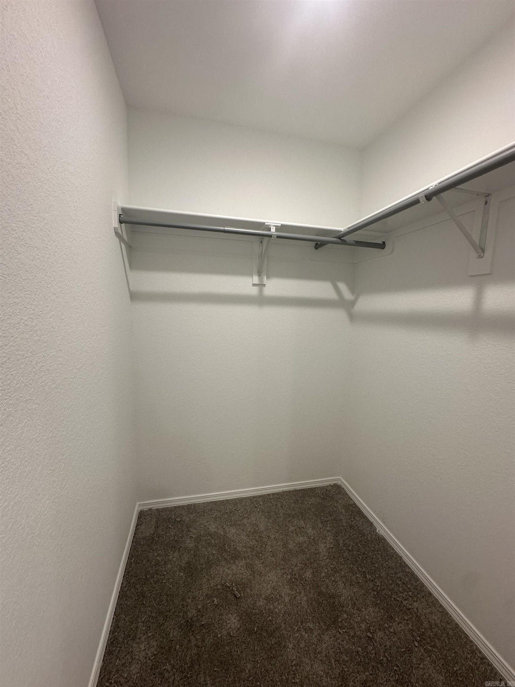 DEERFIELD ESTATES - Residential