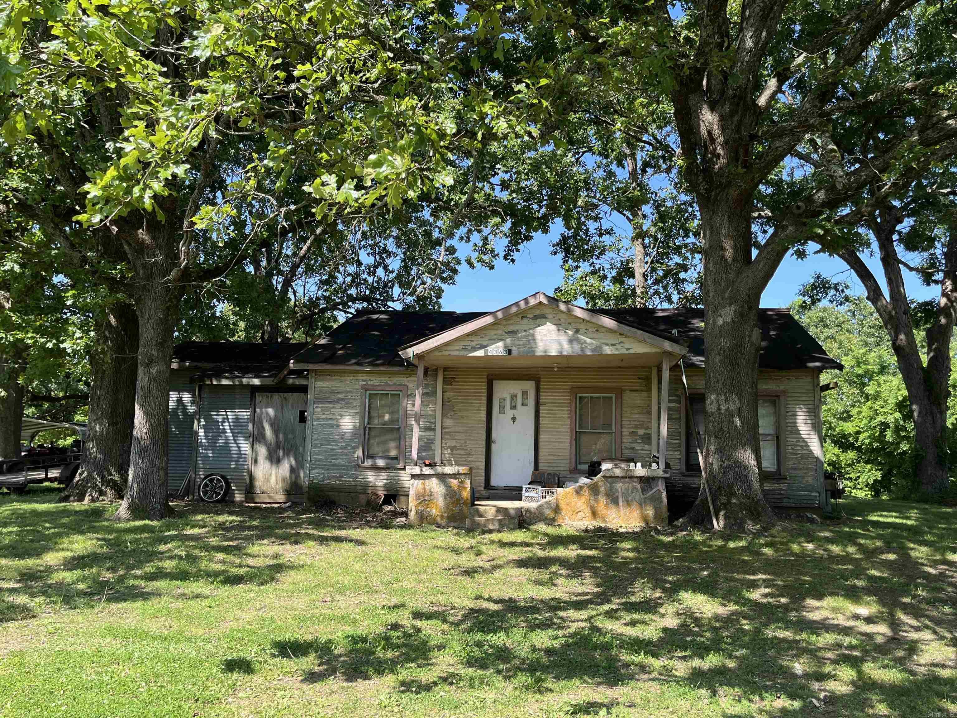 Mammoth Spring - Residential