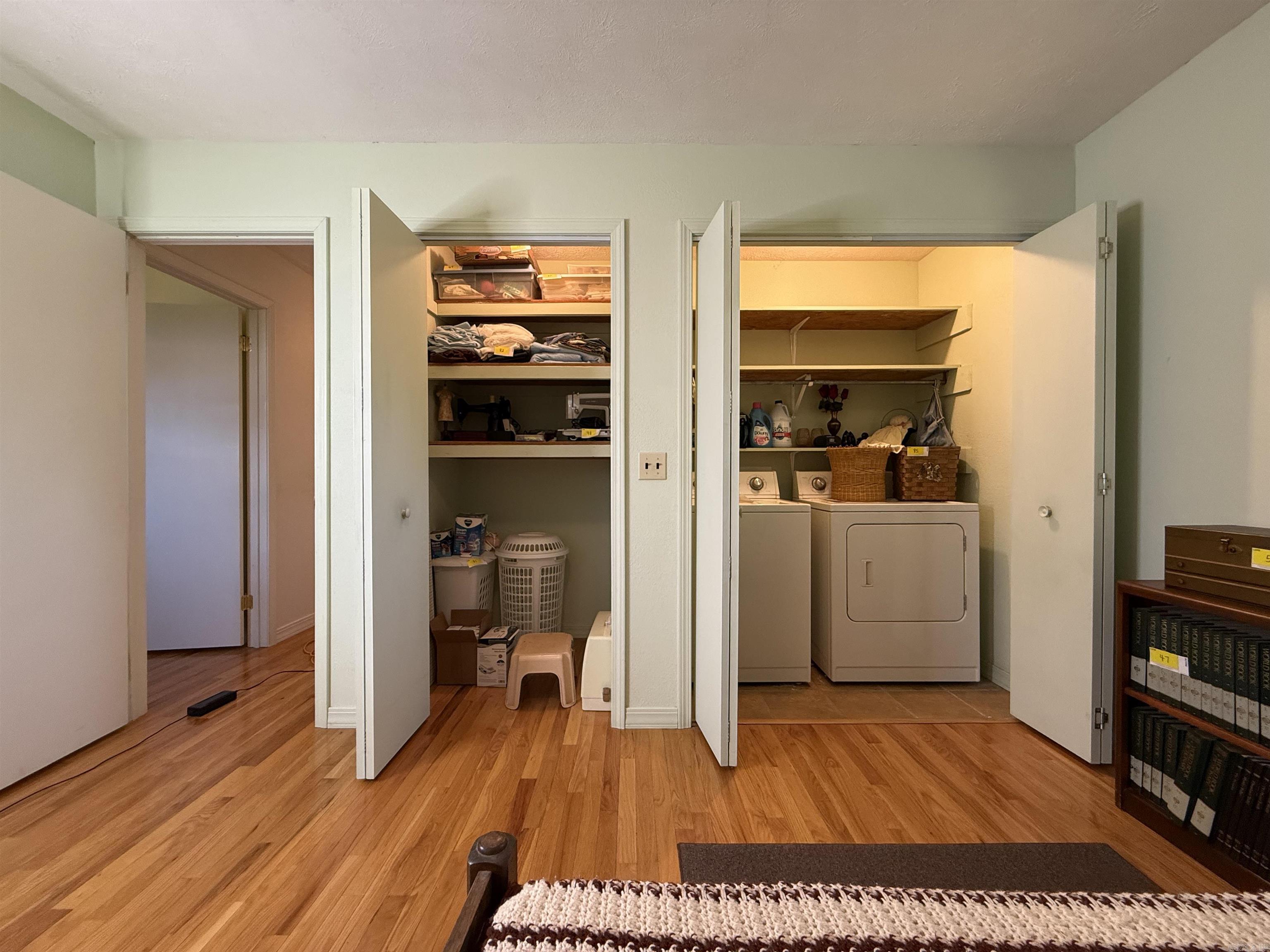 Mammoth Spring - Residential