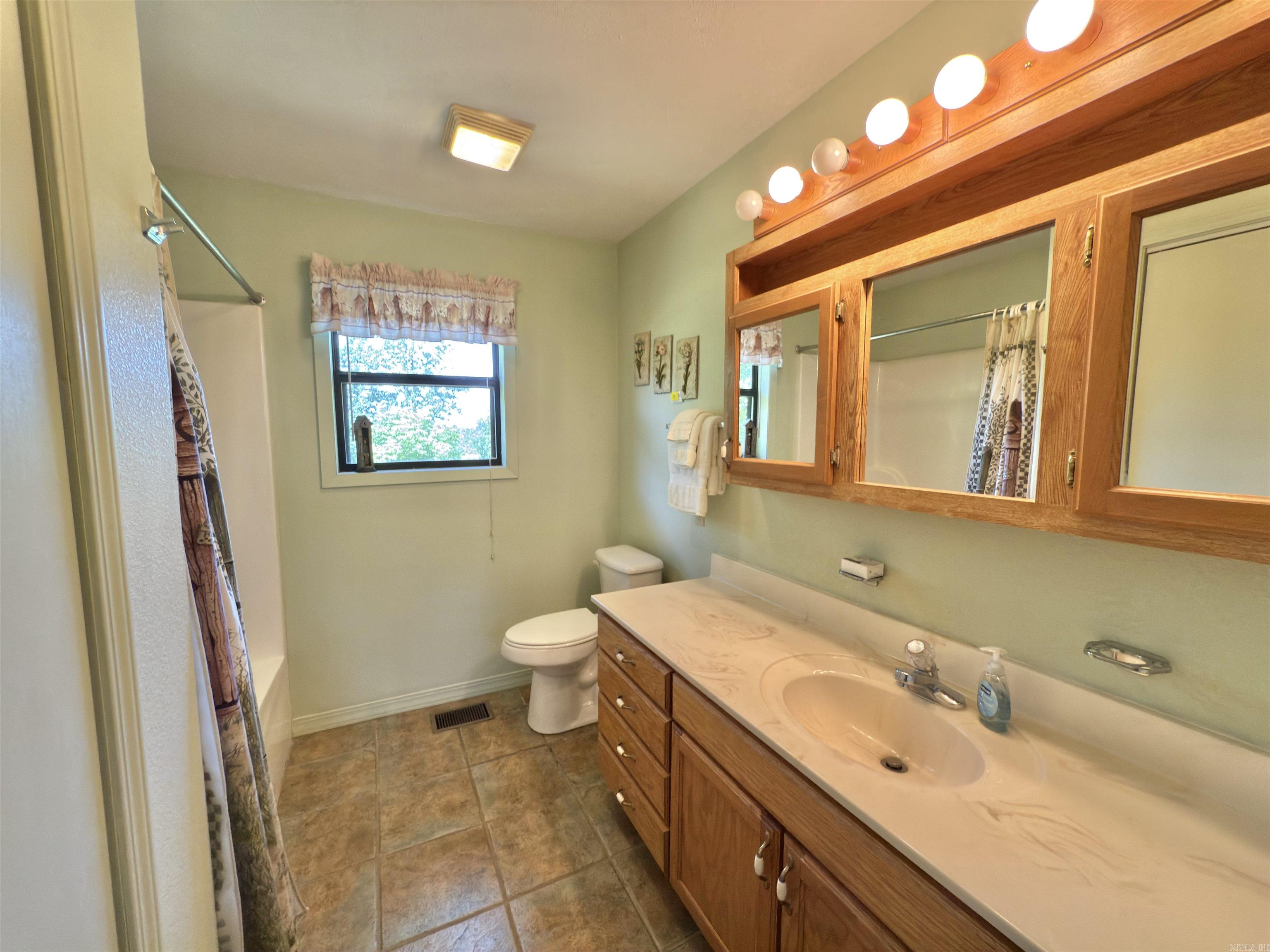 Mammoth Spring - Residential