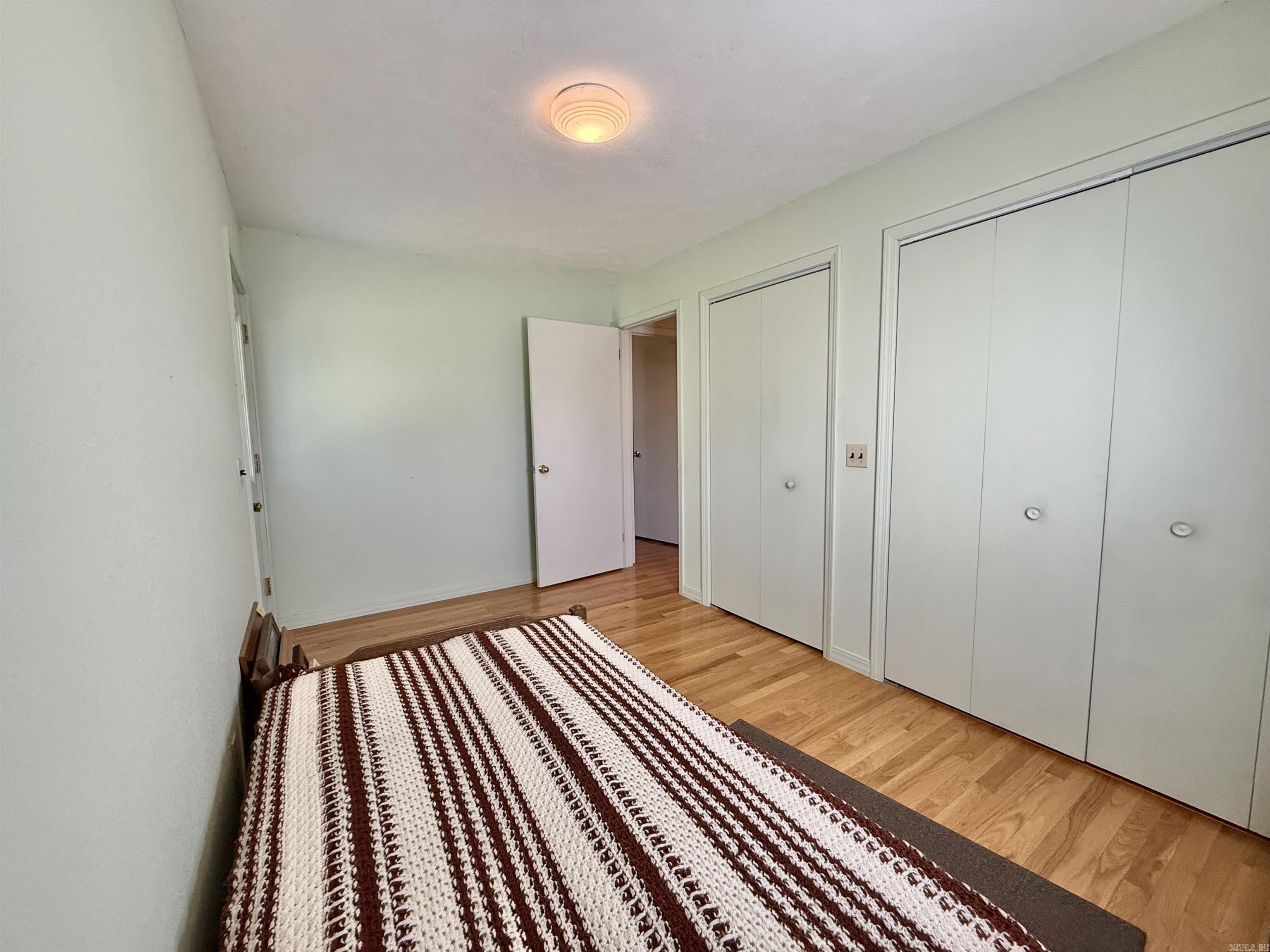 Mammoth Spring - Residential