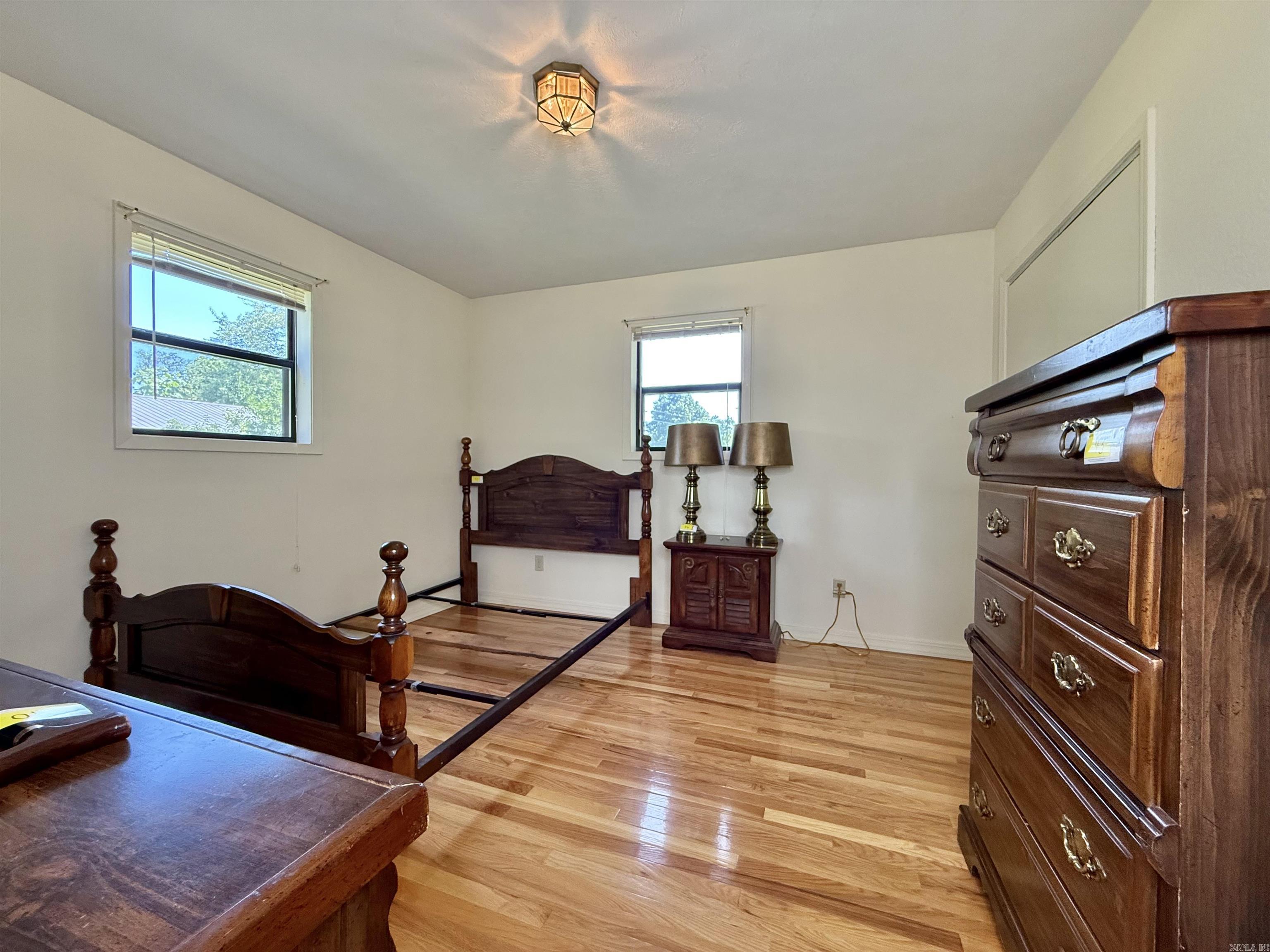 Mammoth Spring - Residential