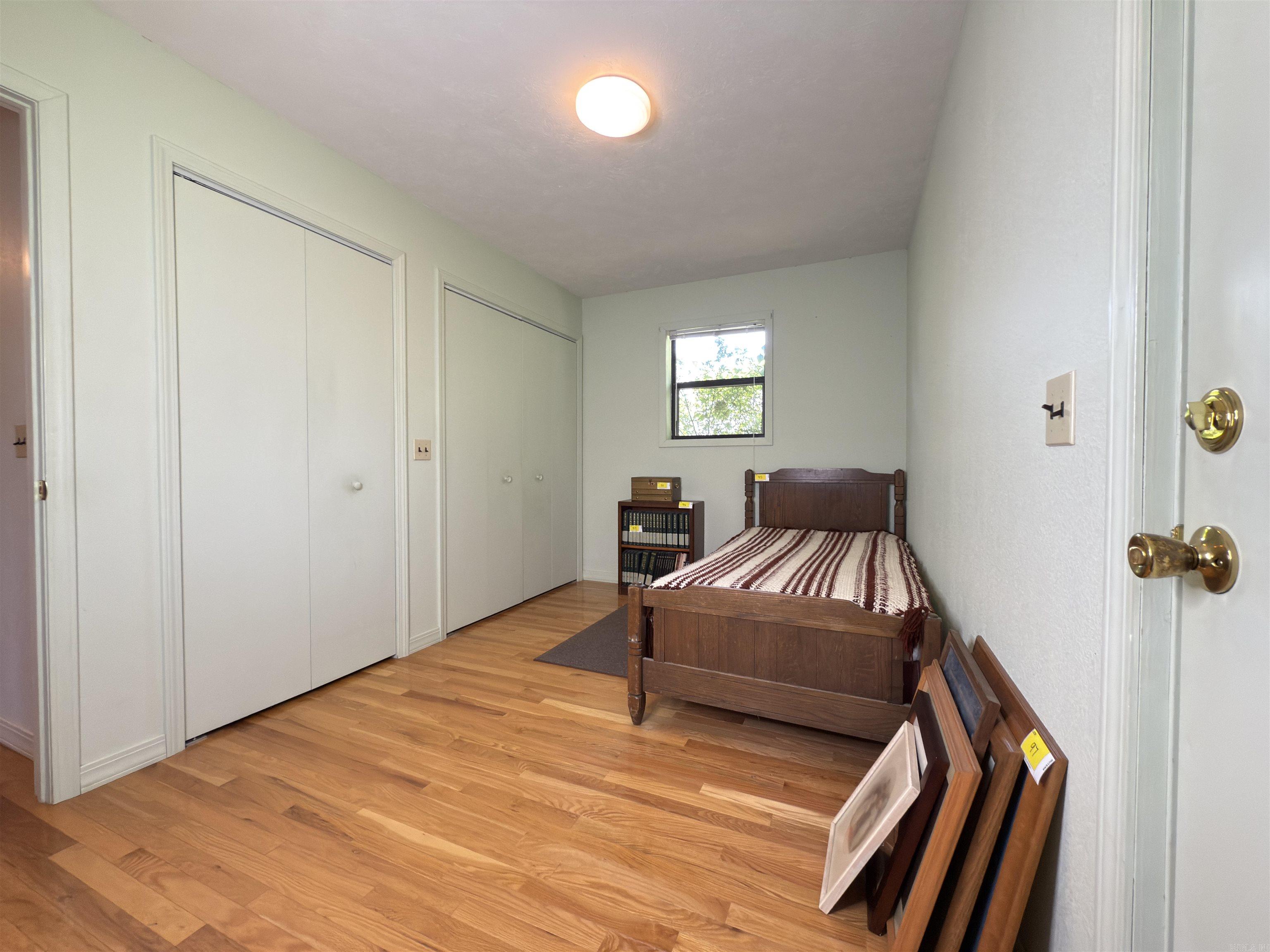 Mammoth Spring - Residential