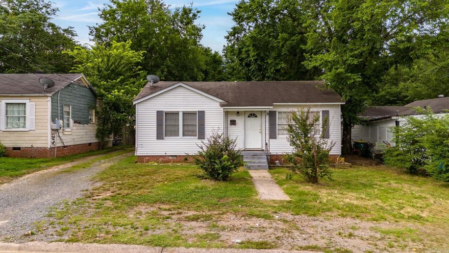 Great opportunity to purchase a 3 bedroom 1 bathroom home, a homebuyer or to be used as a rental! Seller was charging $750 a month. Remodeled Bathroom with Walk-in shower, Storage shed located in the back yard. Seller has never occupied the property, buyer is responsible for validating all information and completing all due diligence for the property/and their wants and needs.