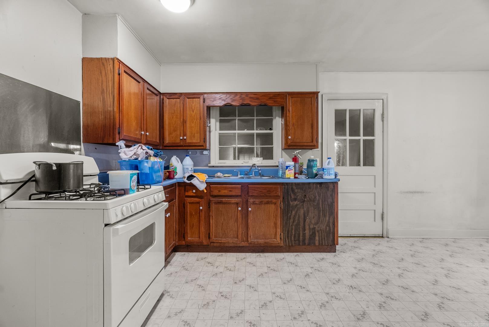 PICKTHORNE ADDN - Residential