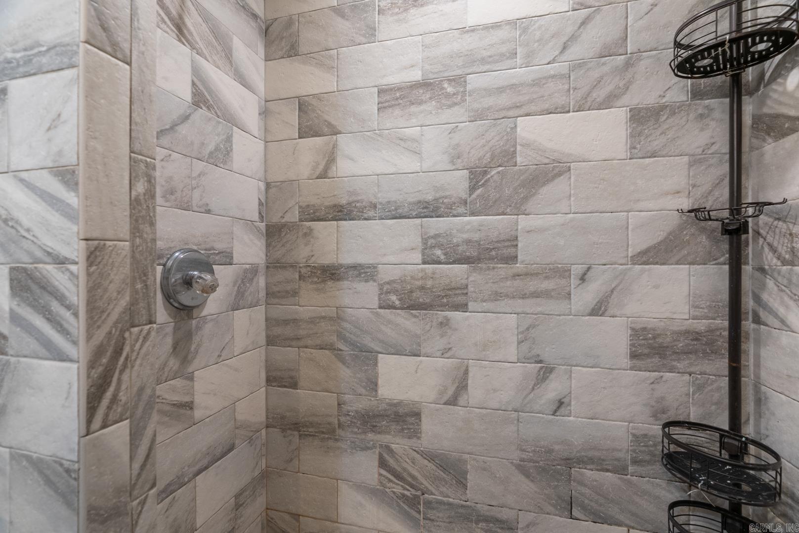 PICKTHORNE ADDN - Residential