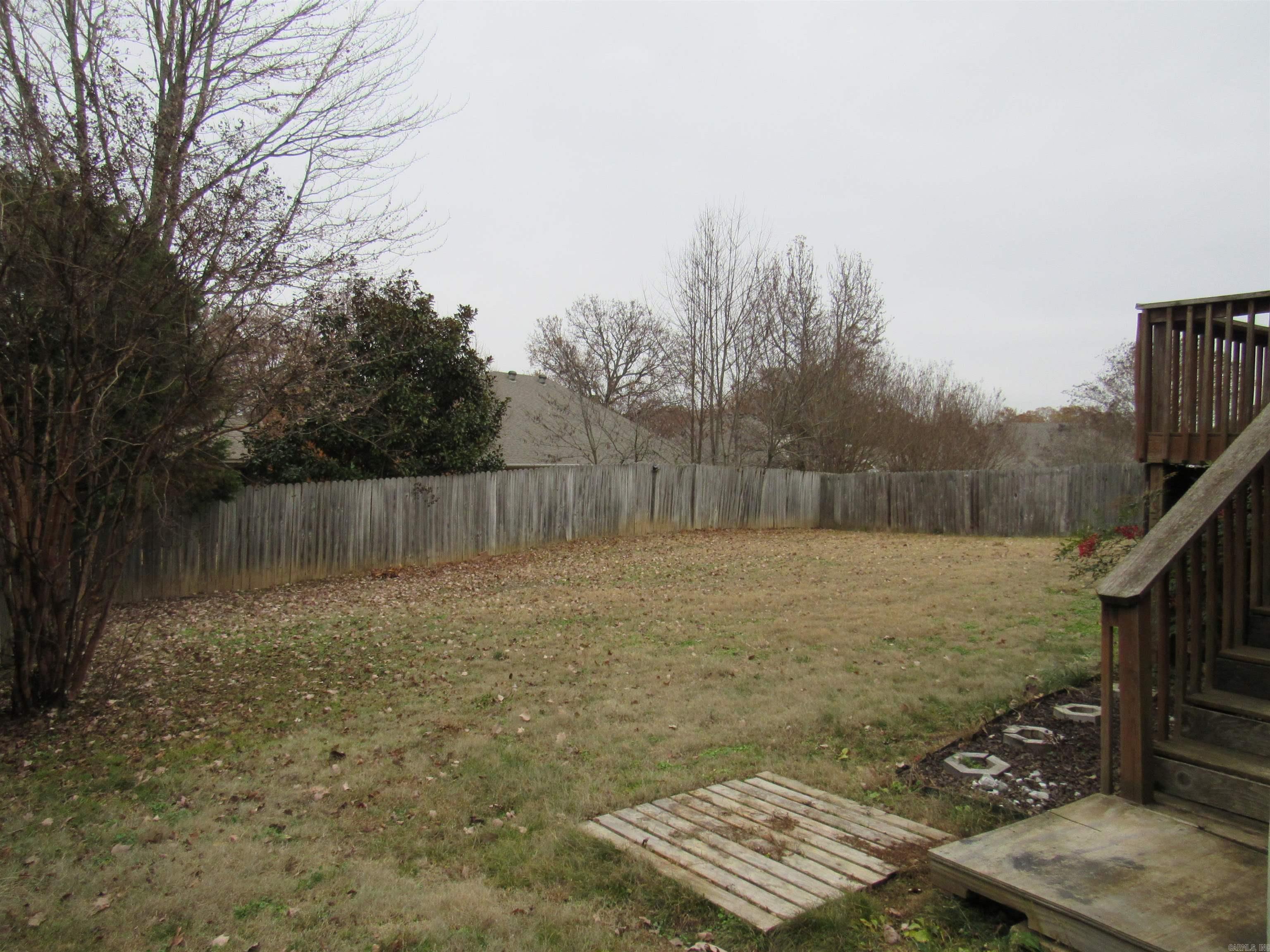 COUNTRY CLUB OF ARK THE - Residential Lease