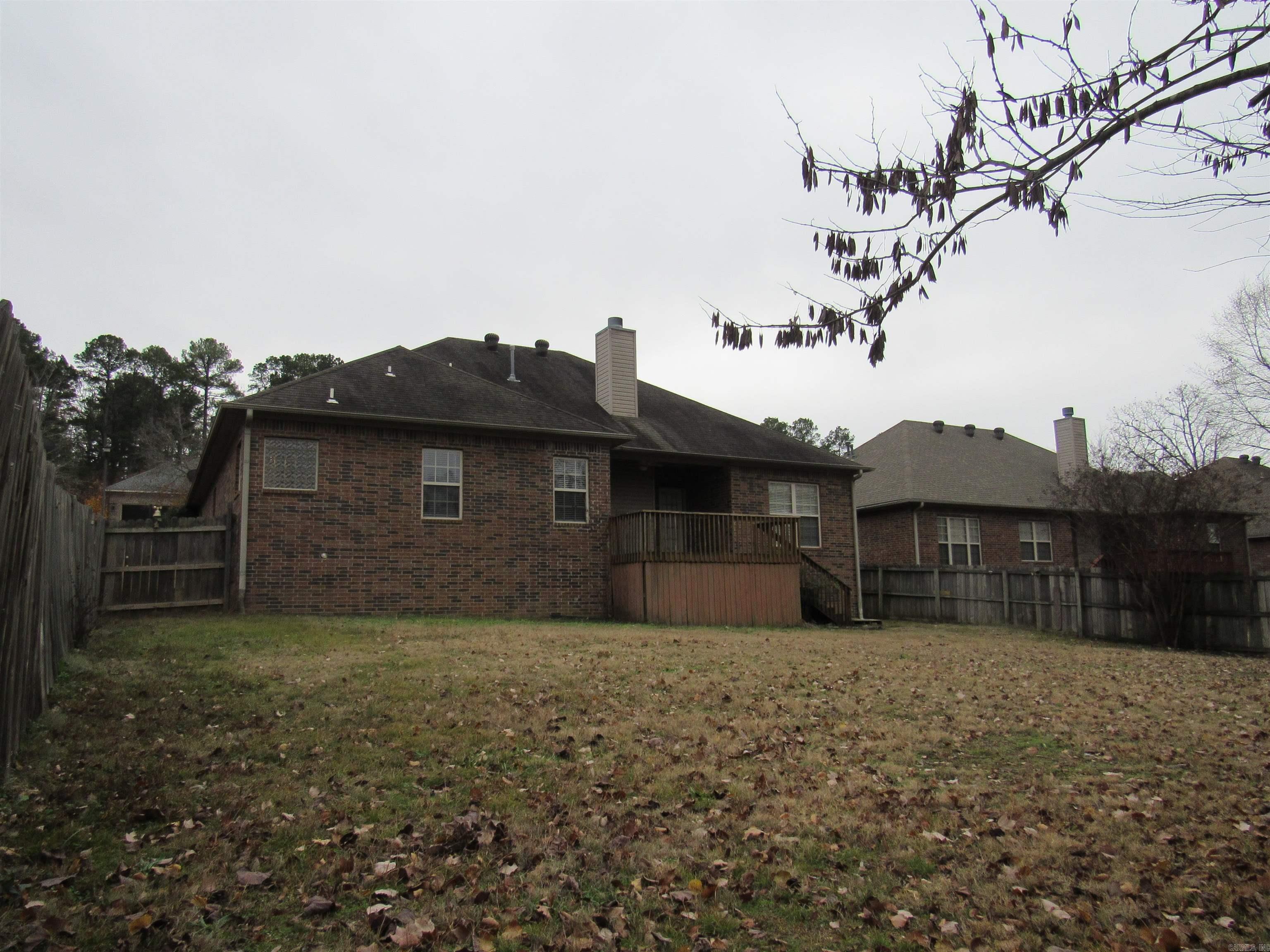 COUNTRY CLUB OF ARK THE - Residential Lease