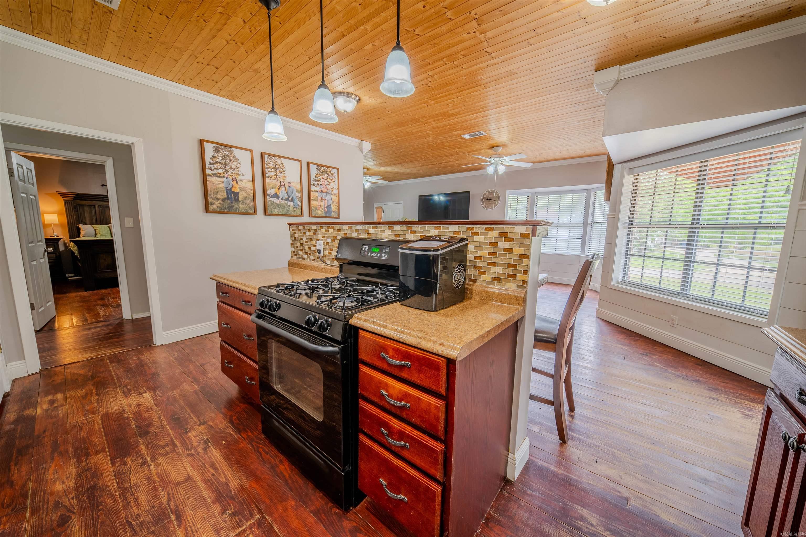 TATE PARK ADDN FRV. - Residential