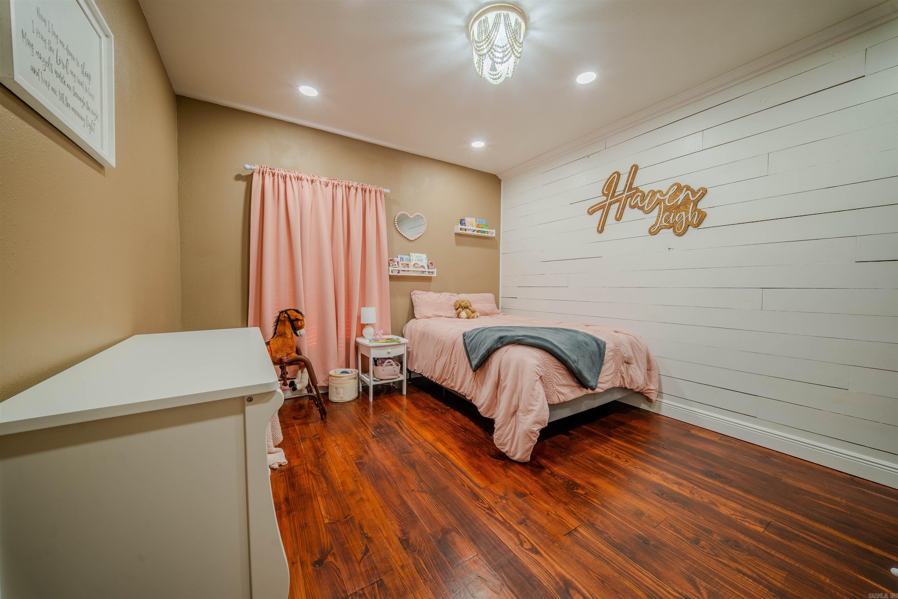 TATE PARK ADDN FRV. - Residential