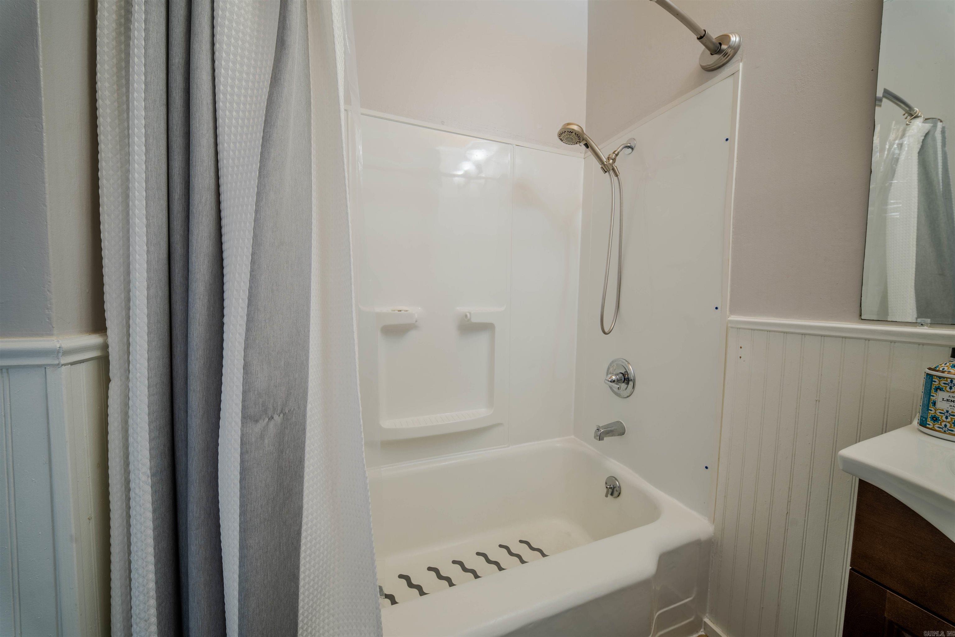 TATE PARK ADDN FRV. - Residential