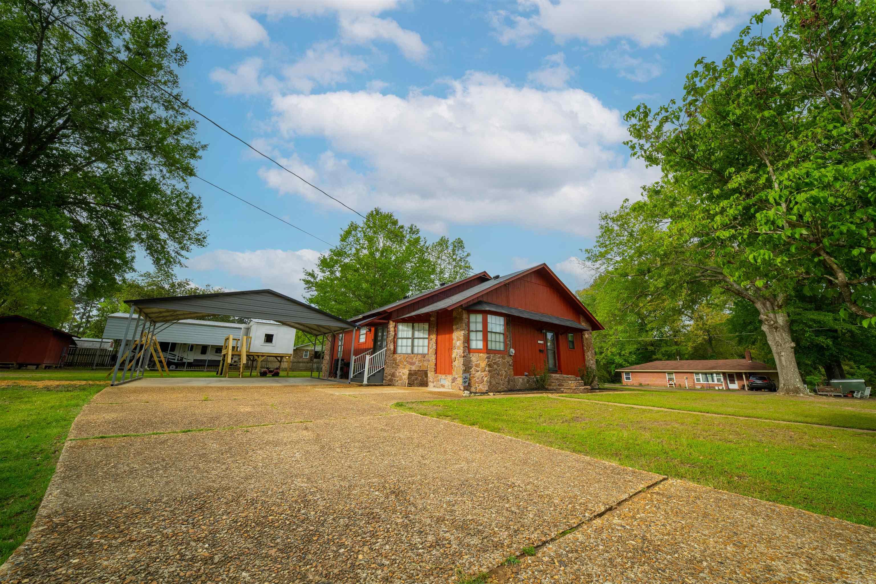 TATE PARK ADDN FRV. - Residential