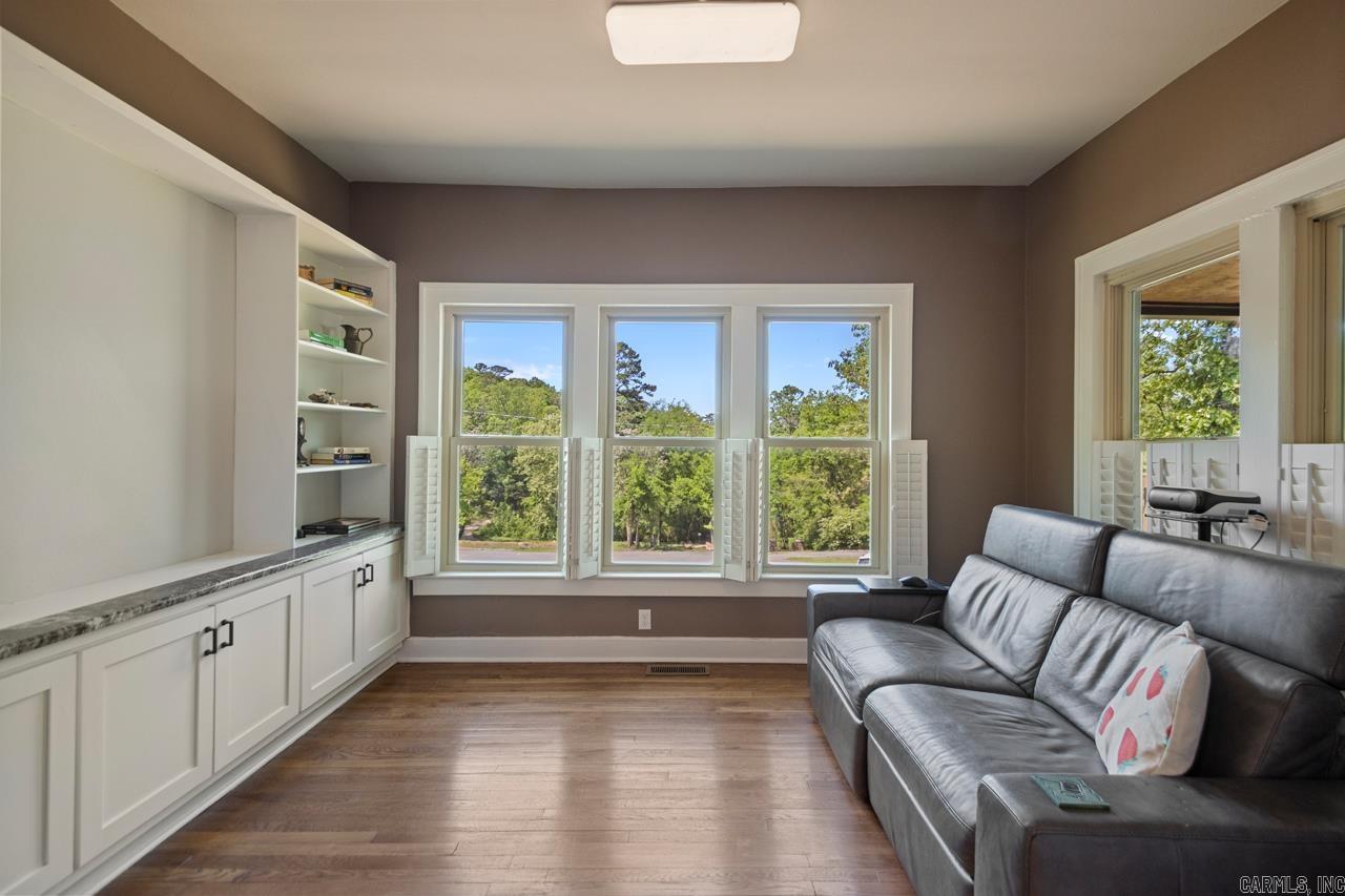 Pulaski Heights - Residential