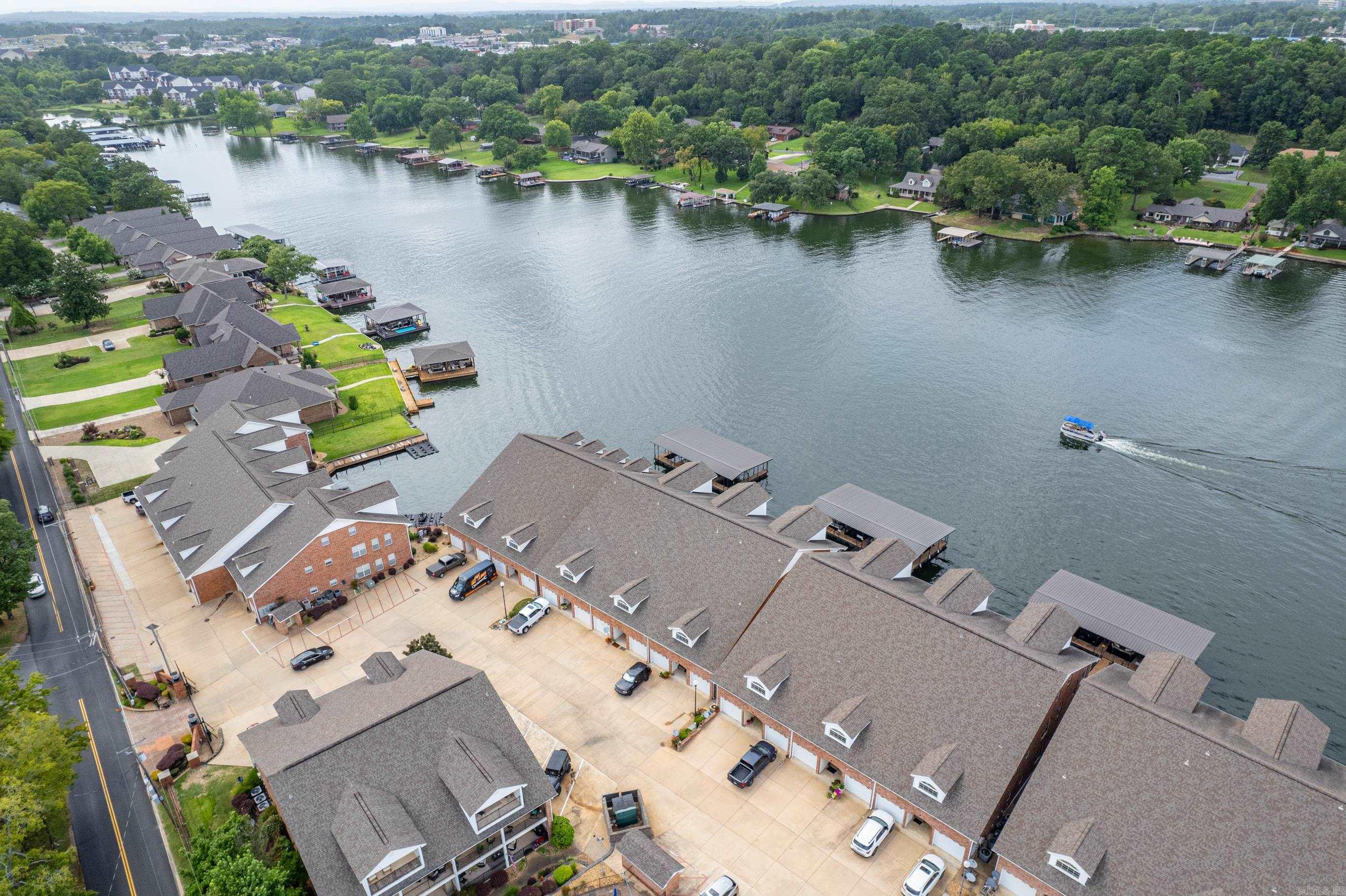 Lakeland Harbor Phase 1 - Residential