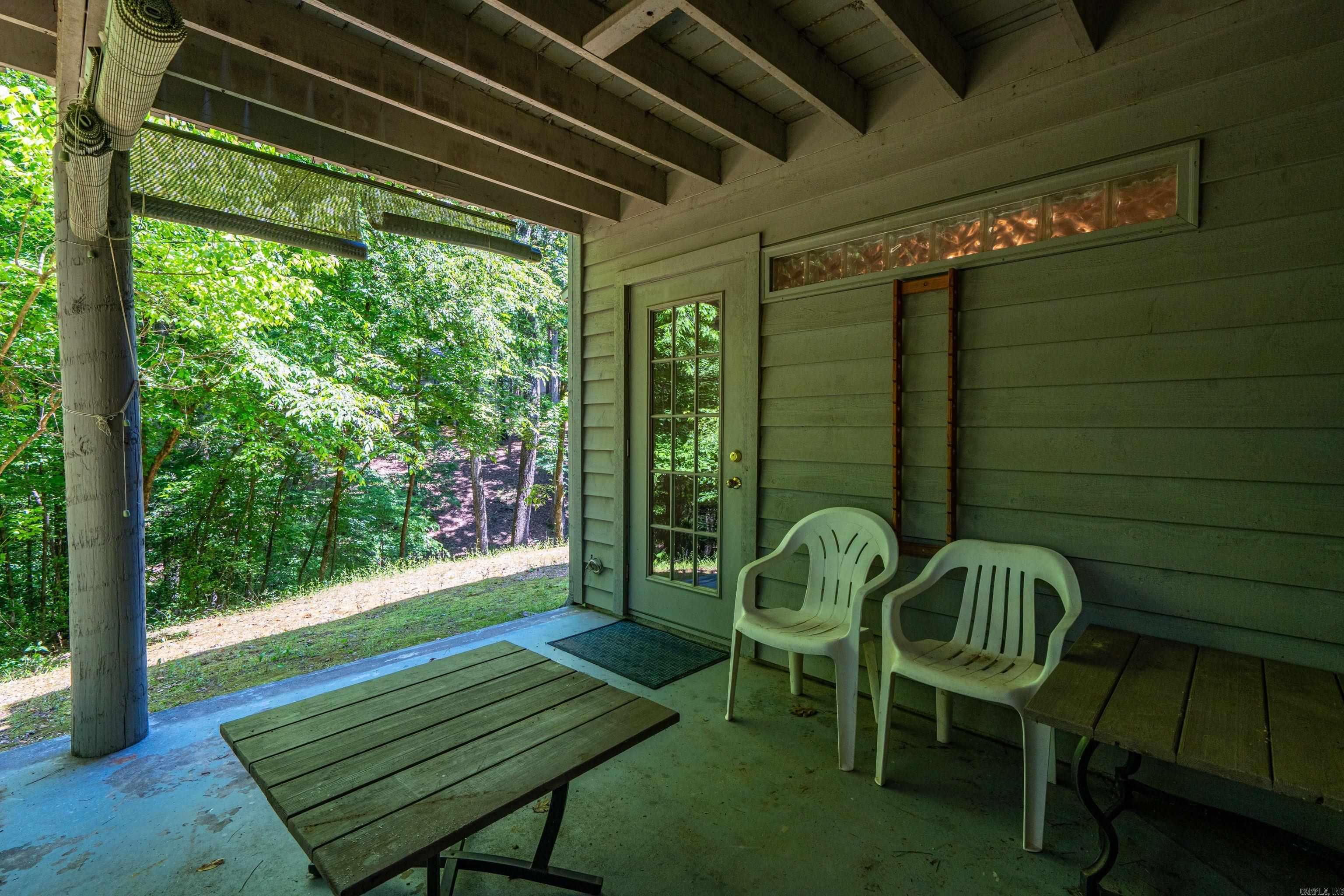 SILVER POINT CONDOS - Residential