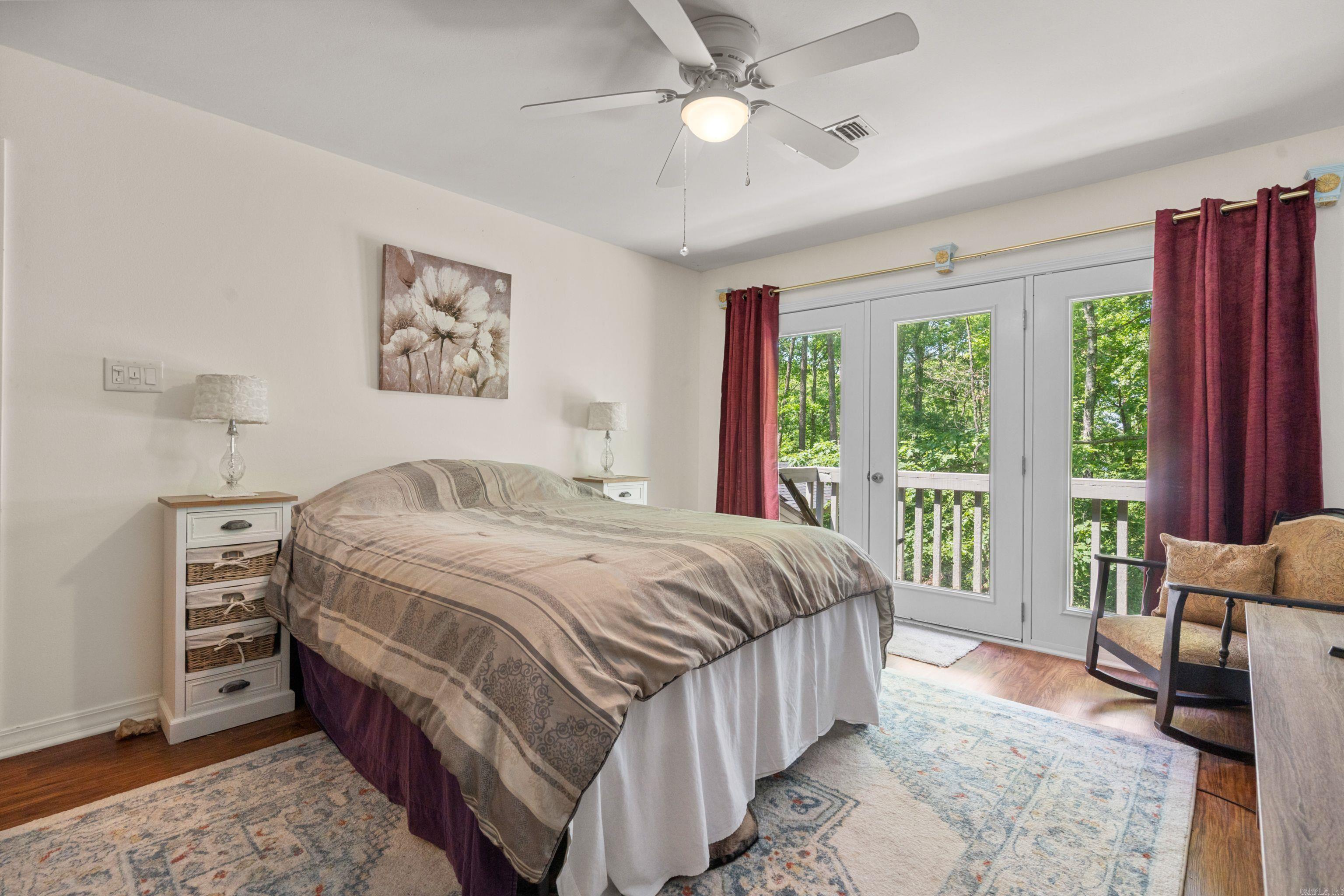 SILVER POINT CONDOS - Residential