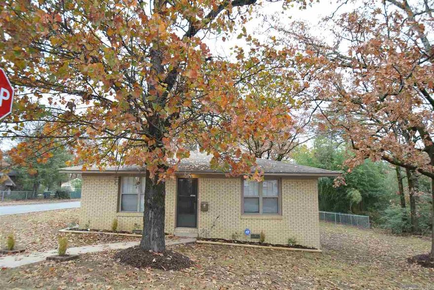 Renovated Midtown Little Rock Home for Rent. Cute home with 3 Bedrooms, 1 bath, updates throughout the entire home, nice backyard with porch.