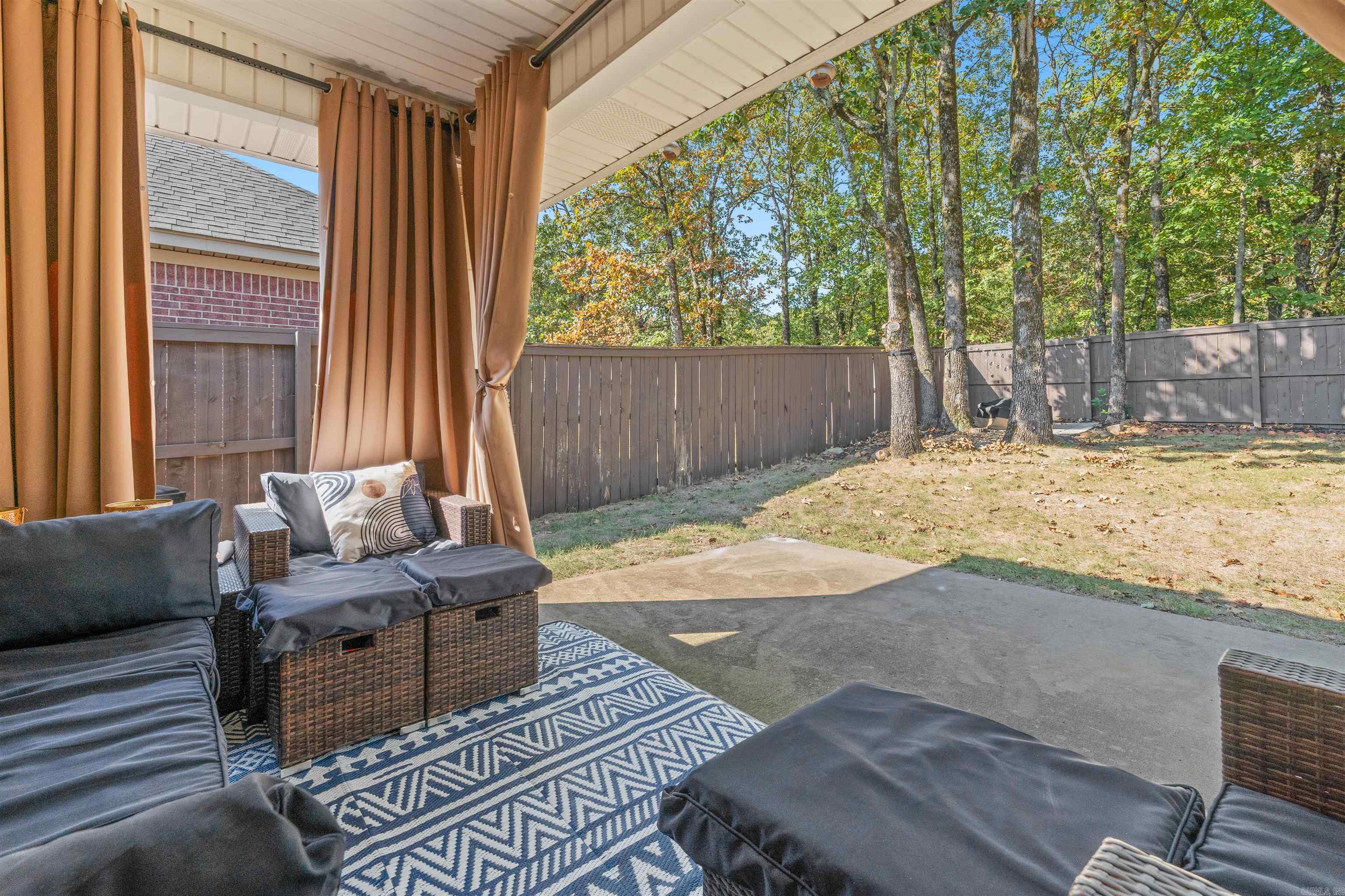 GAP CREEK THE MEADOWS - Residential