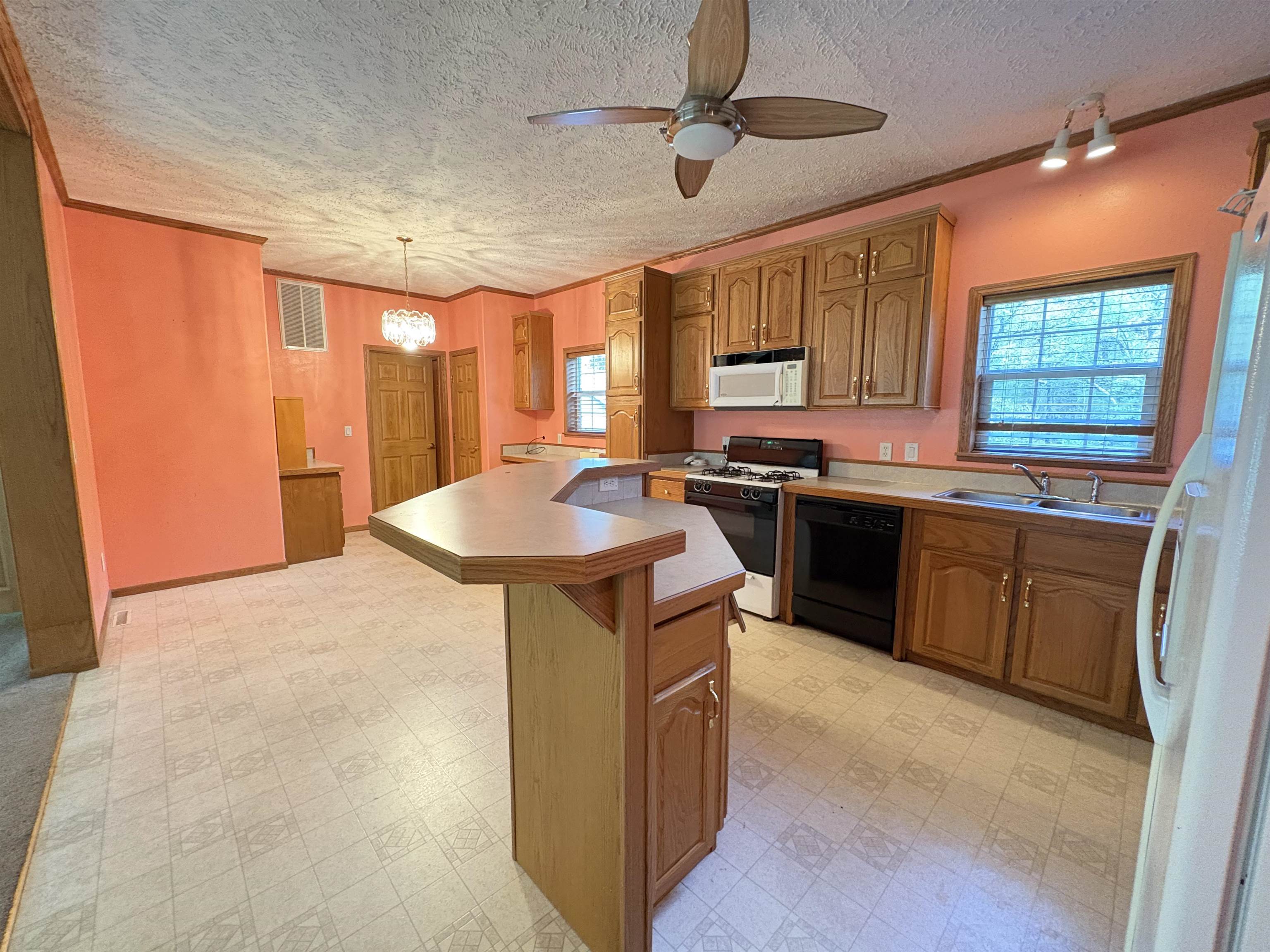 Crow 4th - Residential