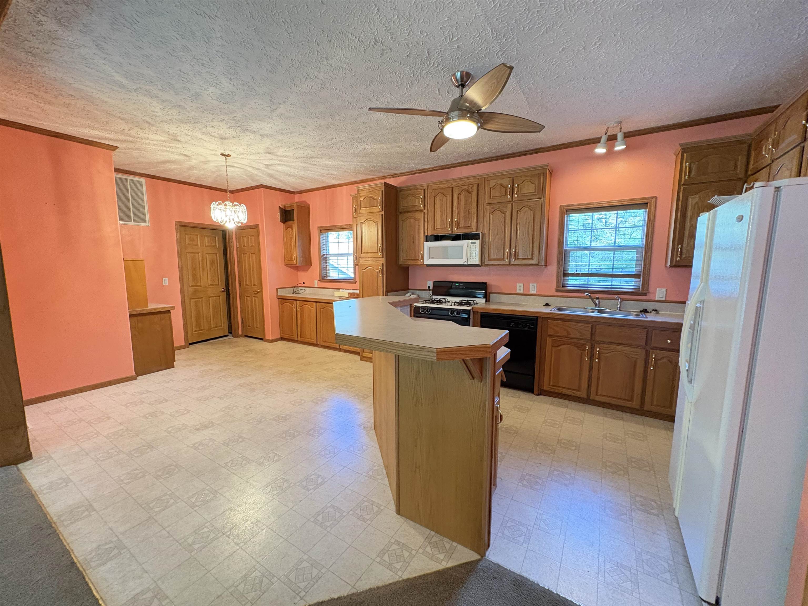 Crow 4th - Residential