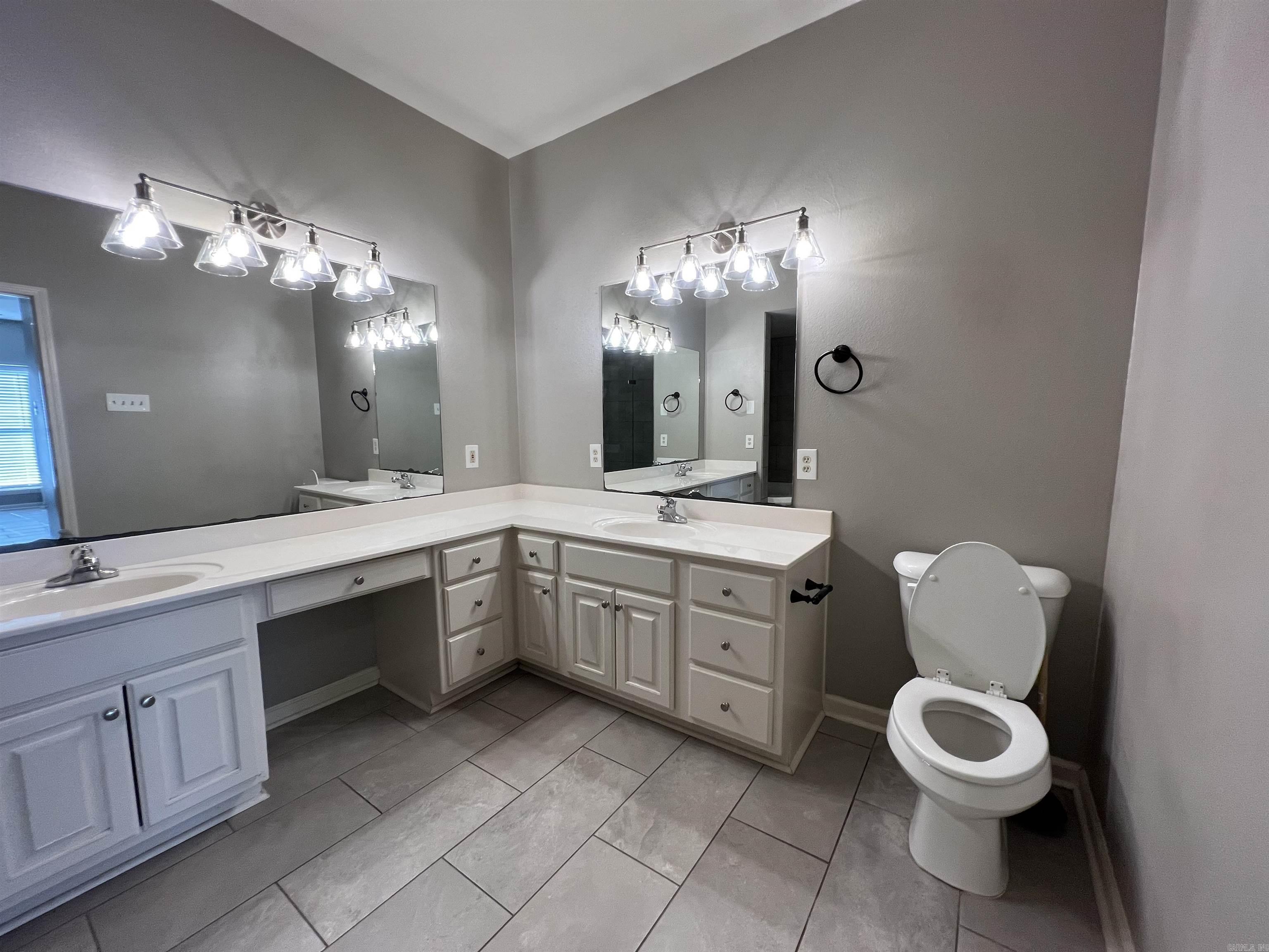 Longhills Village - Residential Lease