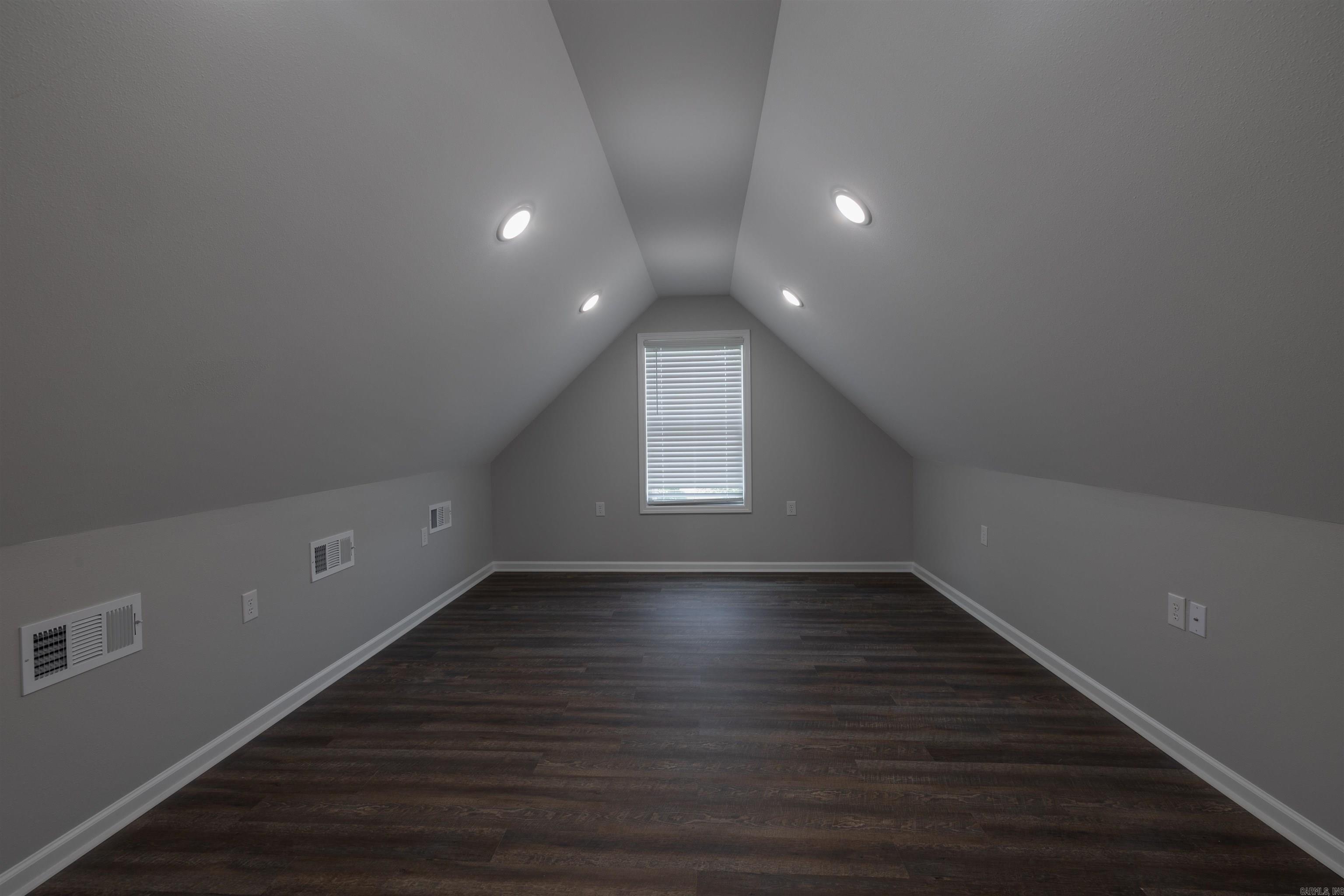 LITTLE RED RIVER ESTATES - Residential