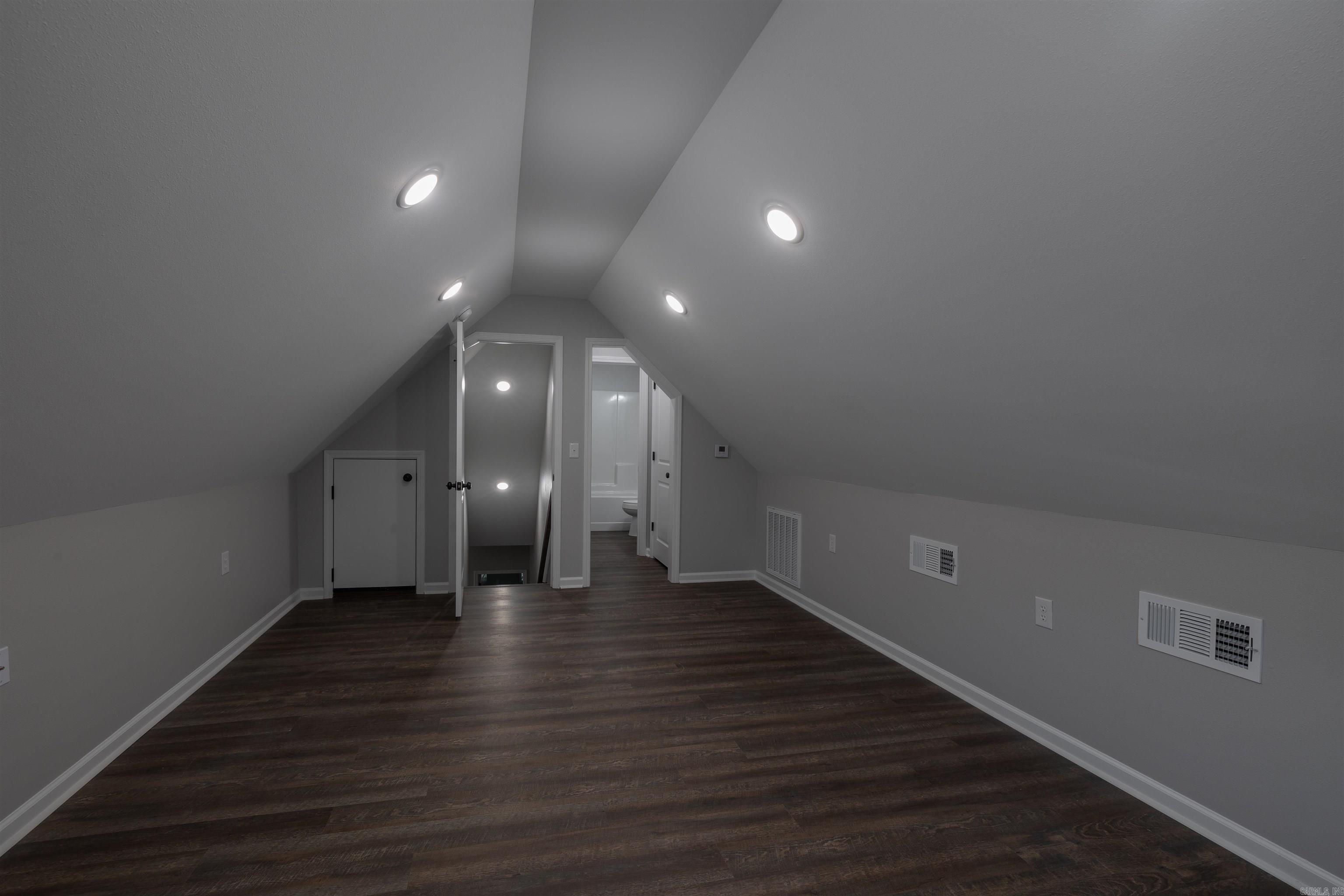 LITTLE RED RIVER ESTATES - Residential