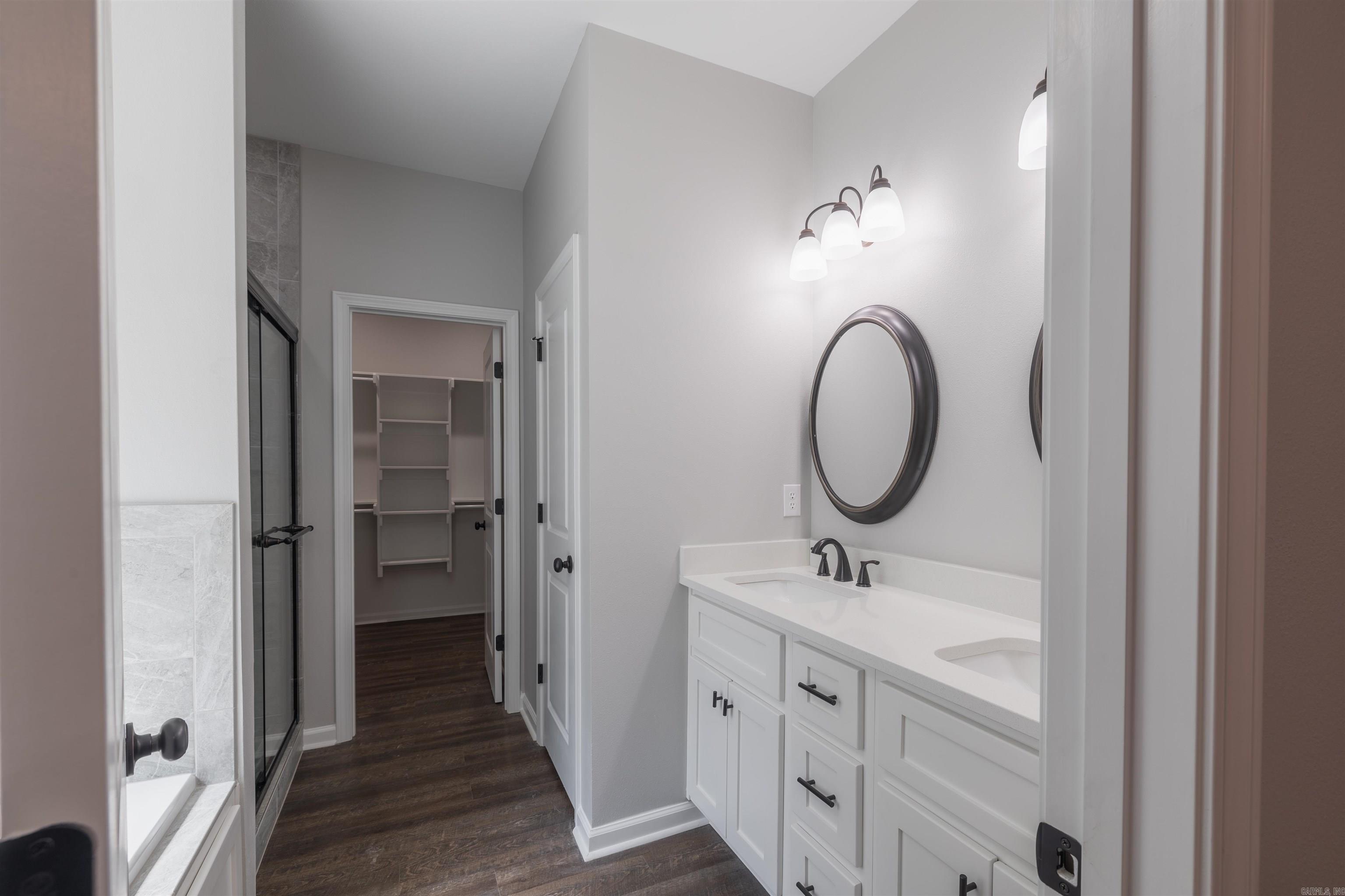 LITTLE RED RIVER ESTATES - Residential