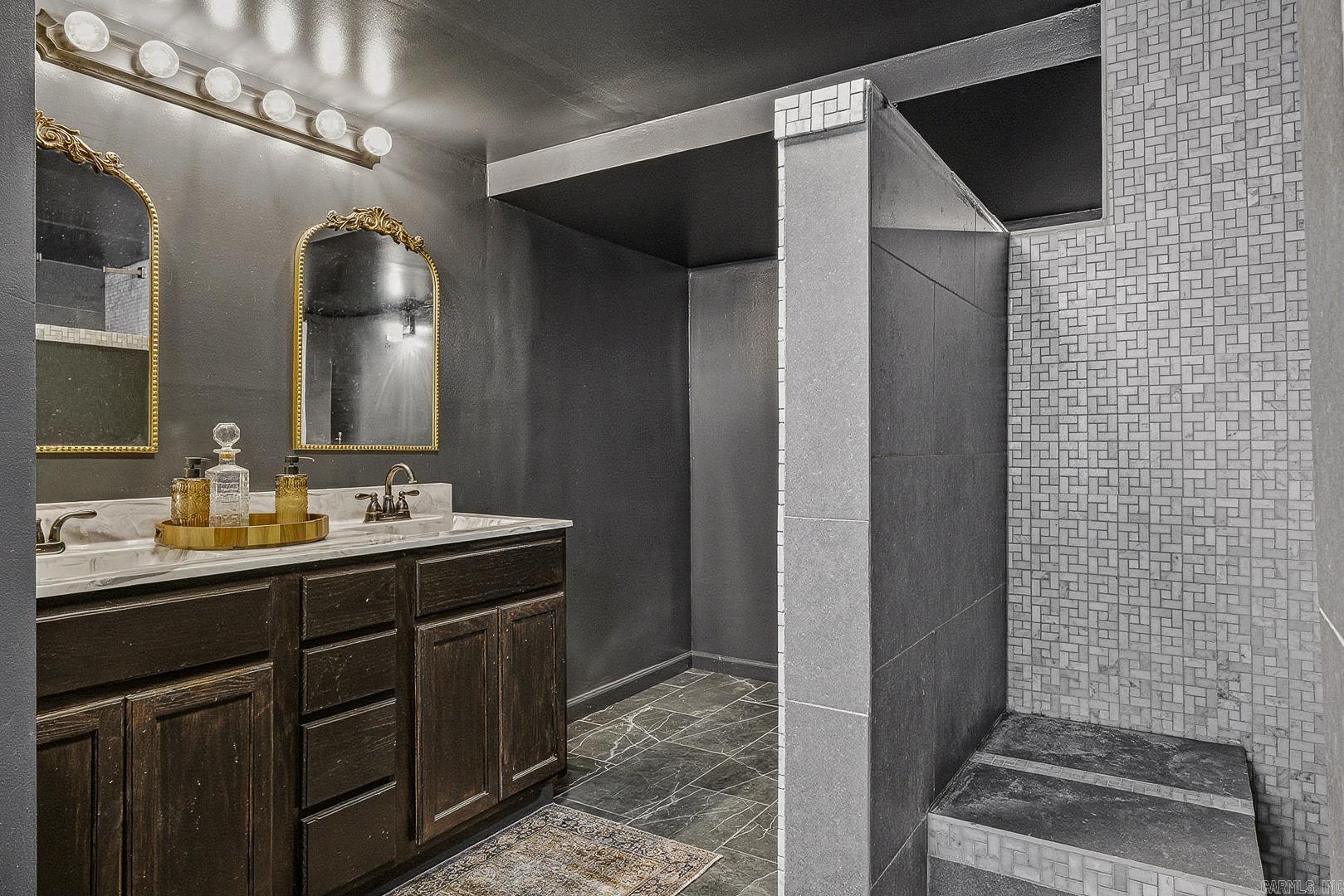 Pocahontas - Residential