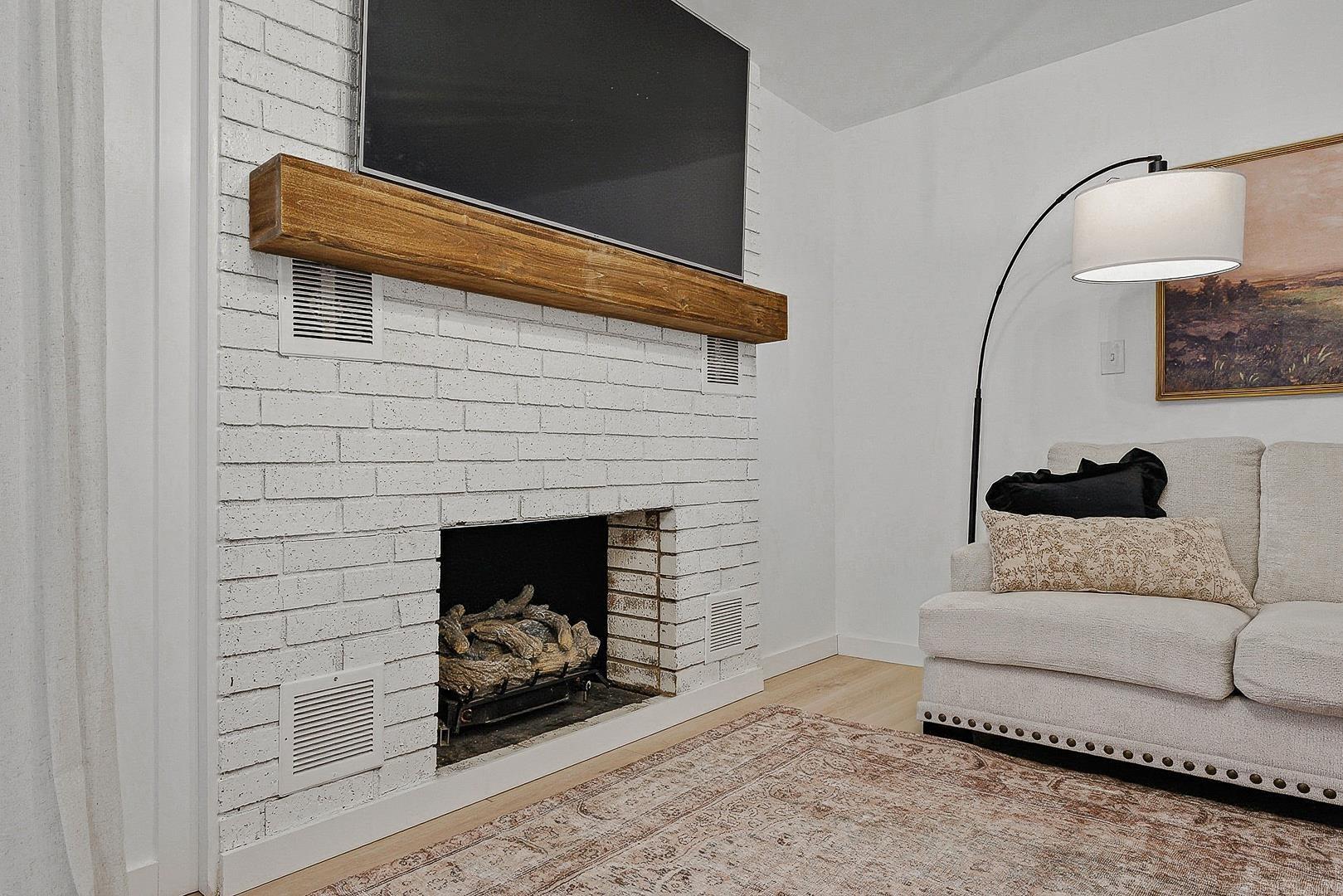 Pocahontas - Residential