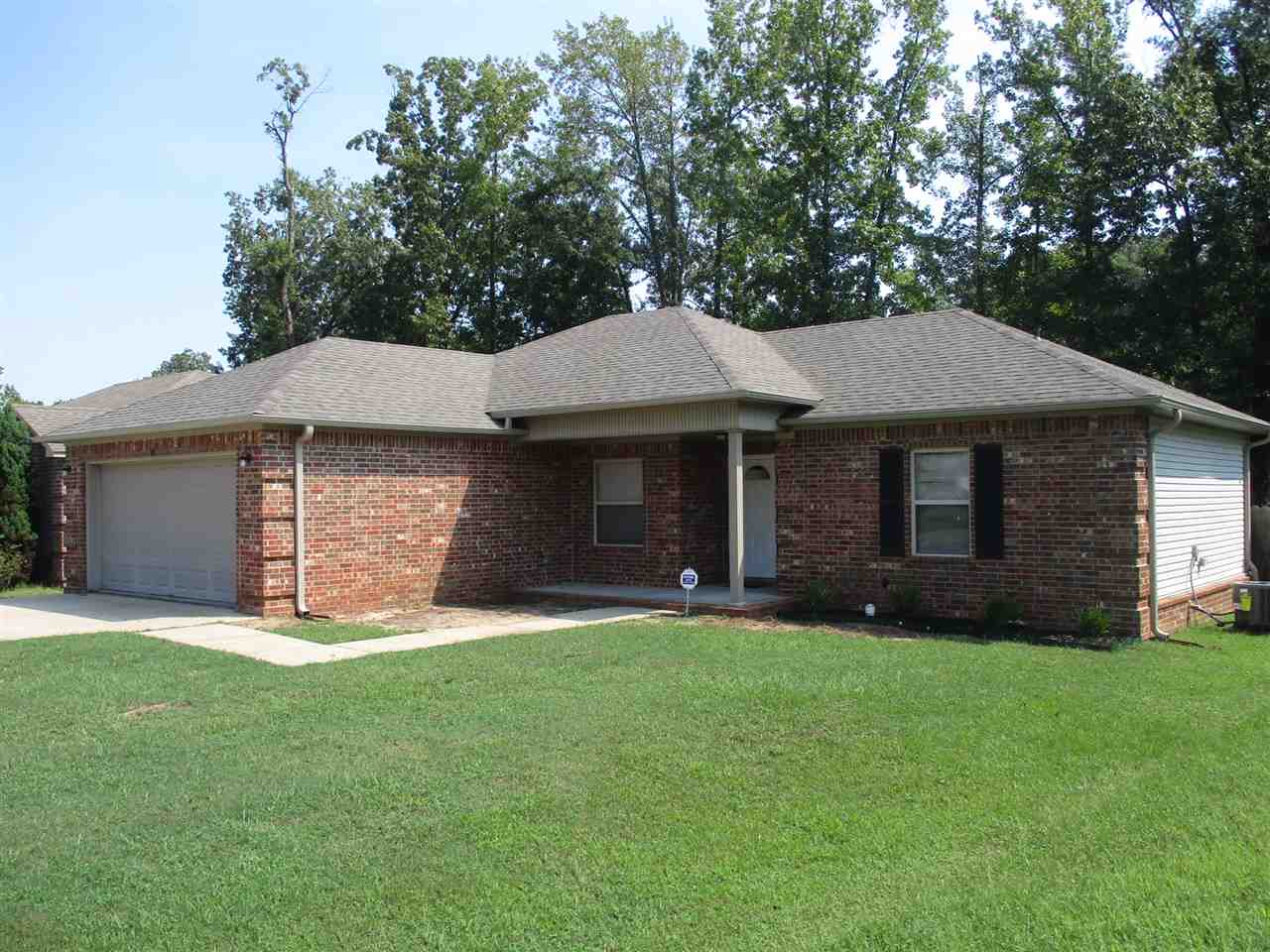 Graham Settlement - Residential Lease