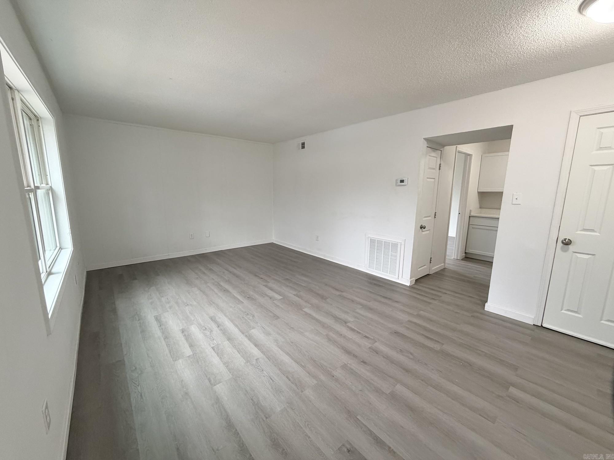 Metes & Bounds - Residential Income