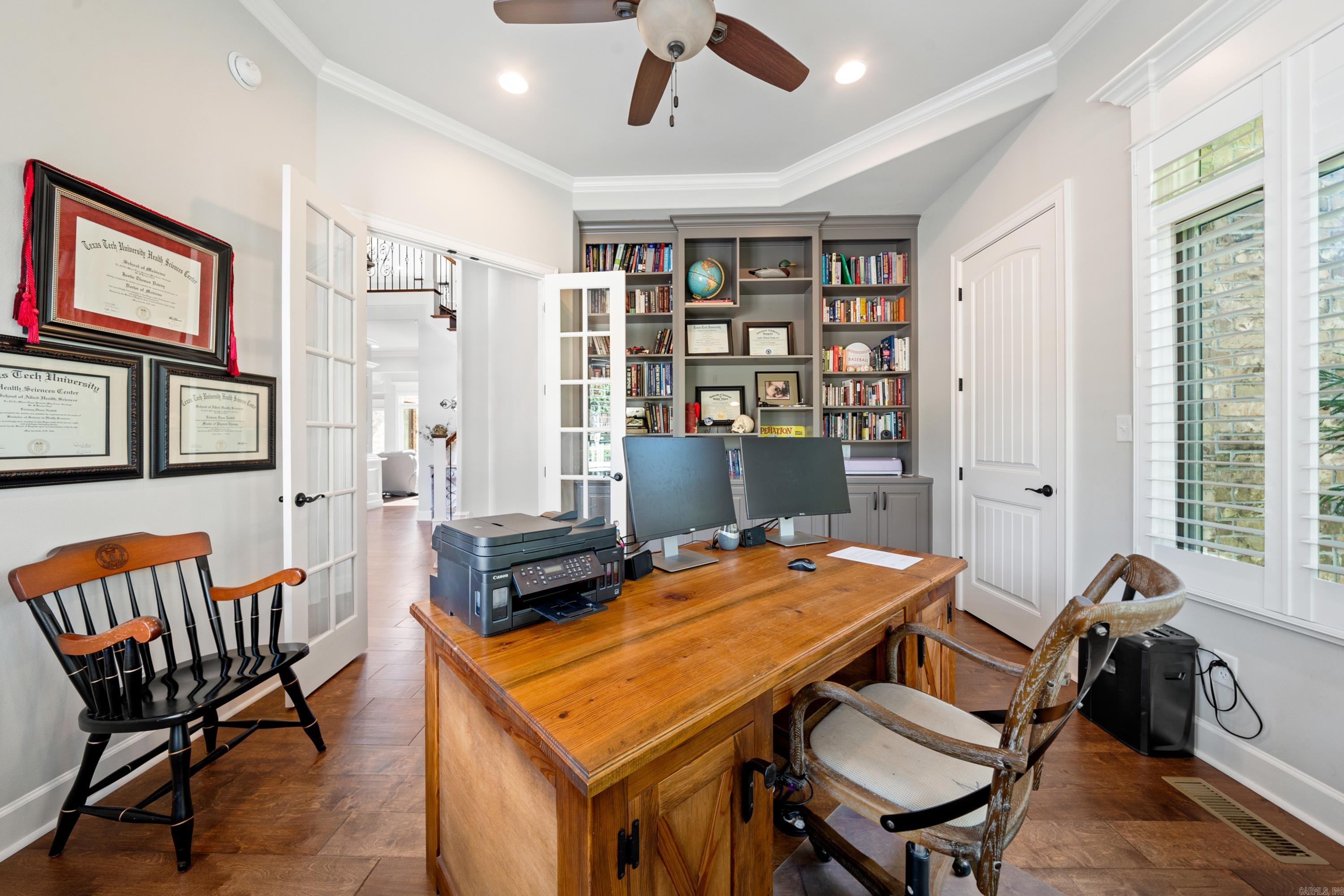 Red Oak Ridge - Residential