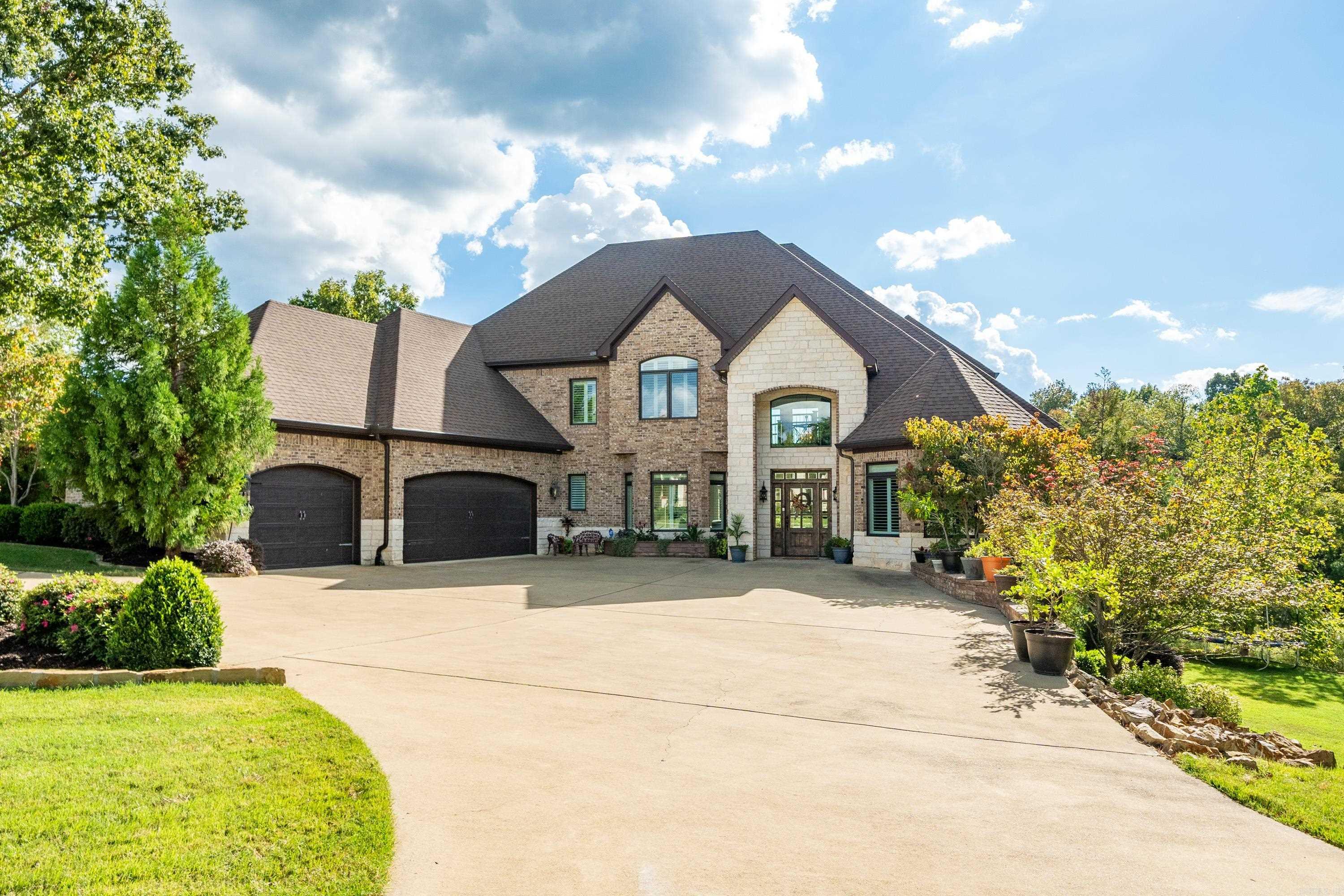 Red Oak Ridge - Residential