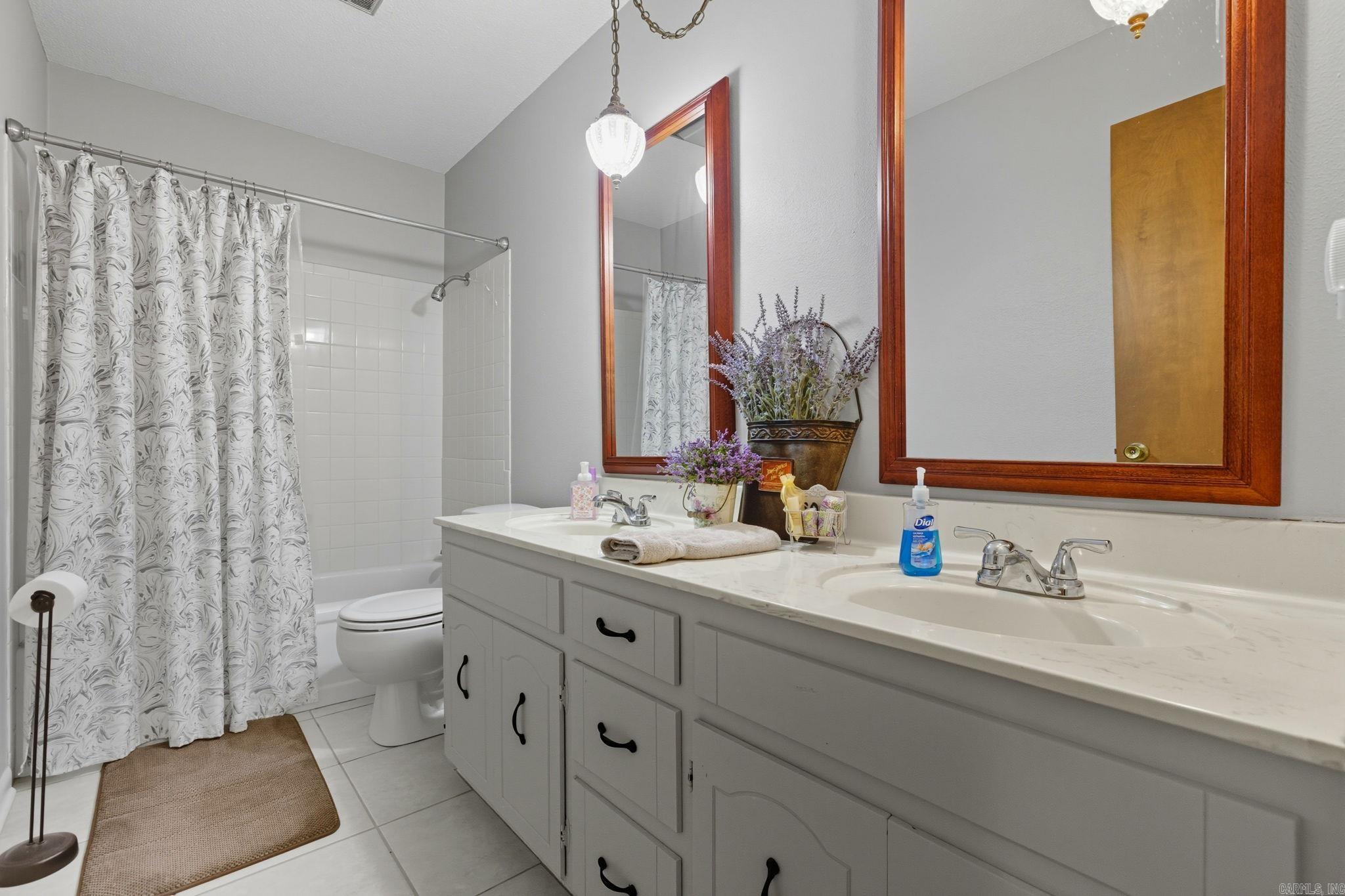 OTTER CREEK COMMUNITY - Residential