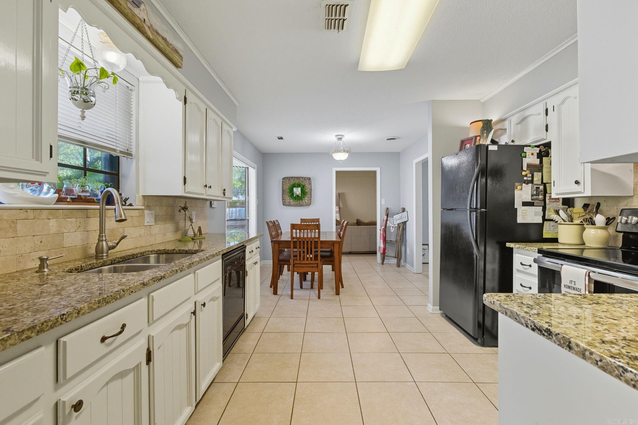 OTTER CREEK COMMUNITY - Residential