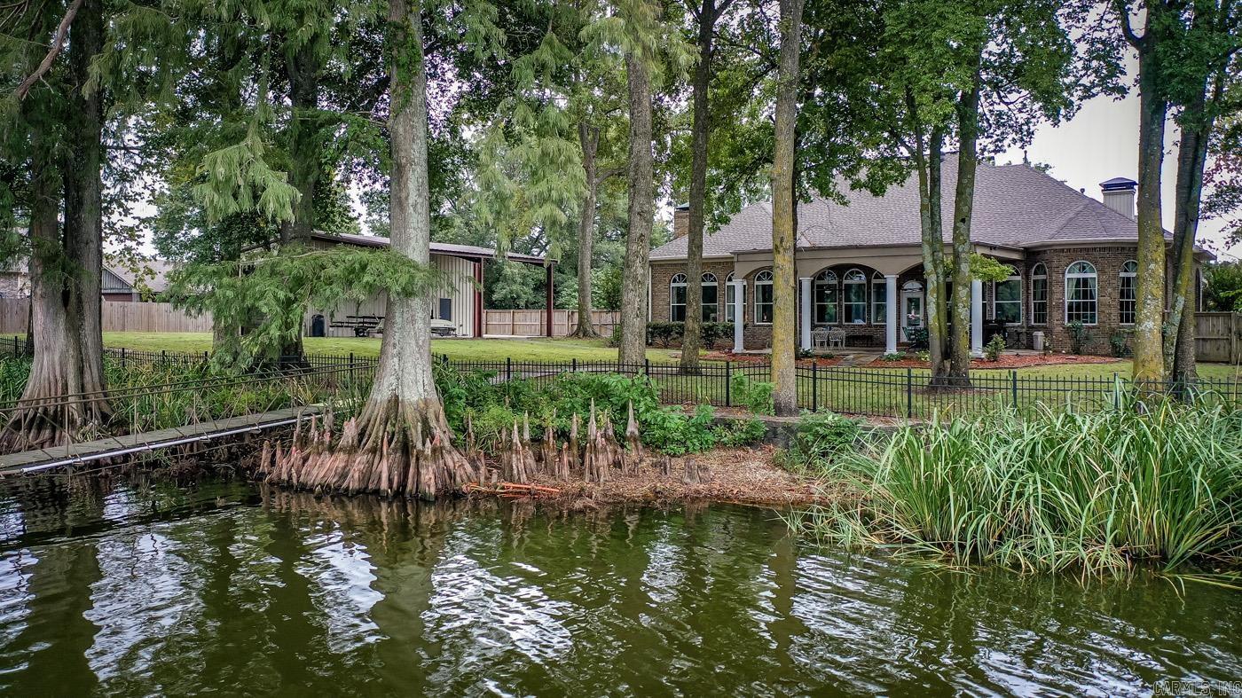 THE WILLOWS - Residential